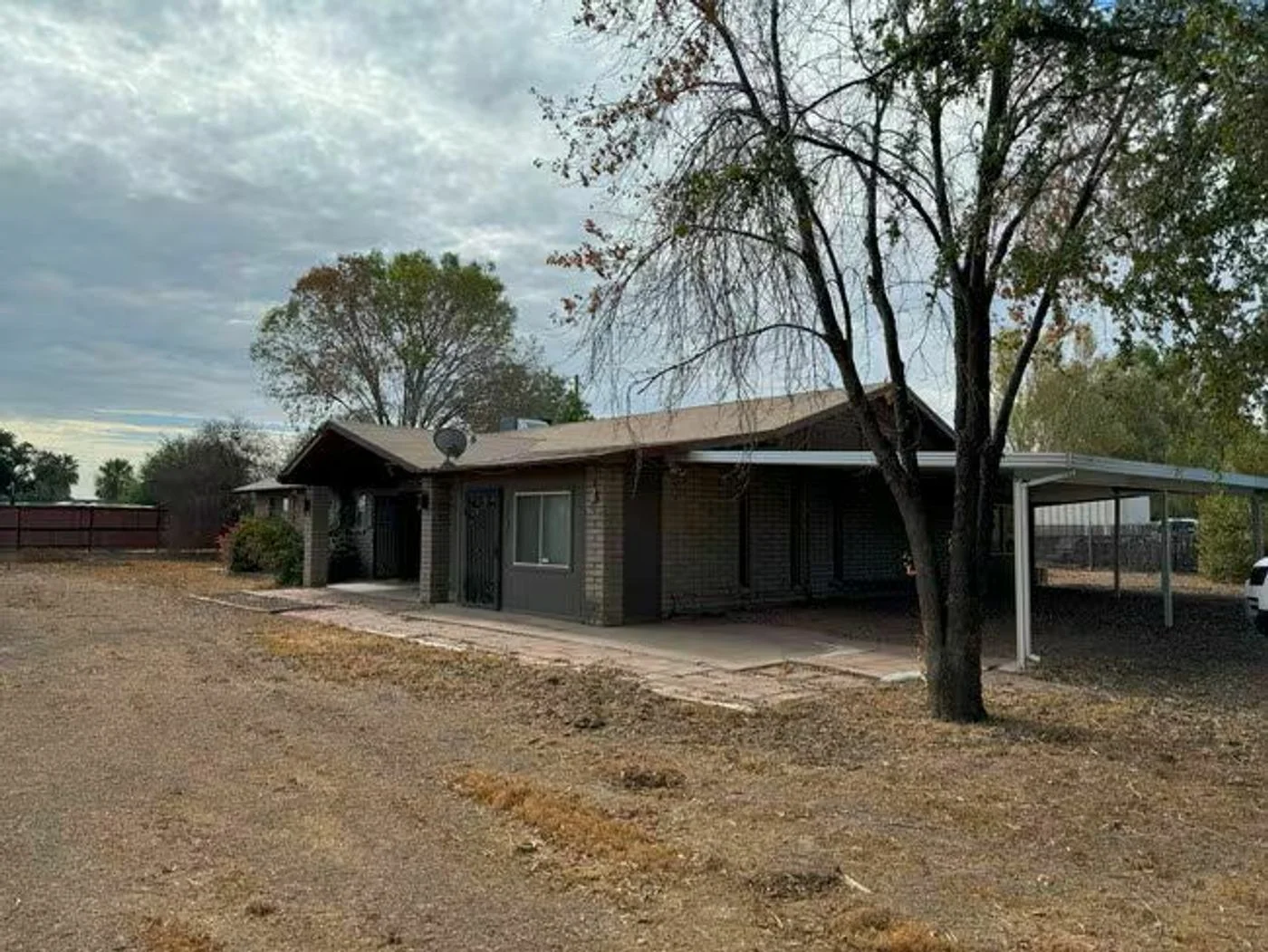 Photo 1 of 11541 E Appleby Rd, Chandler, AZ 85286