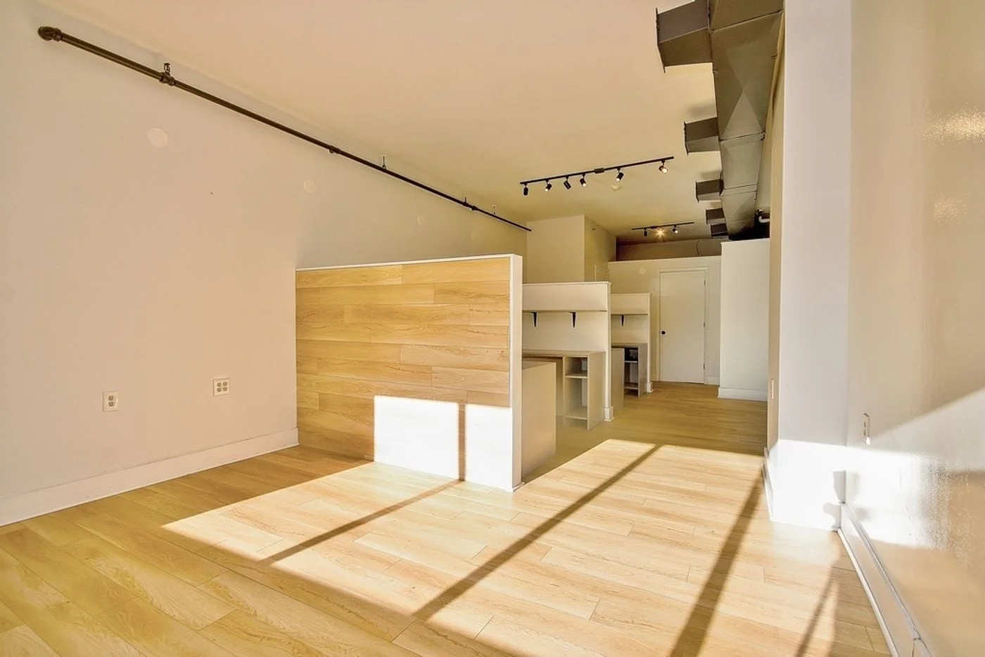 Photo 3 of 63 Cannon St, Poughkeepsie, NY 12601