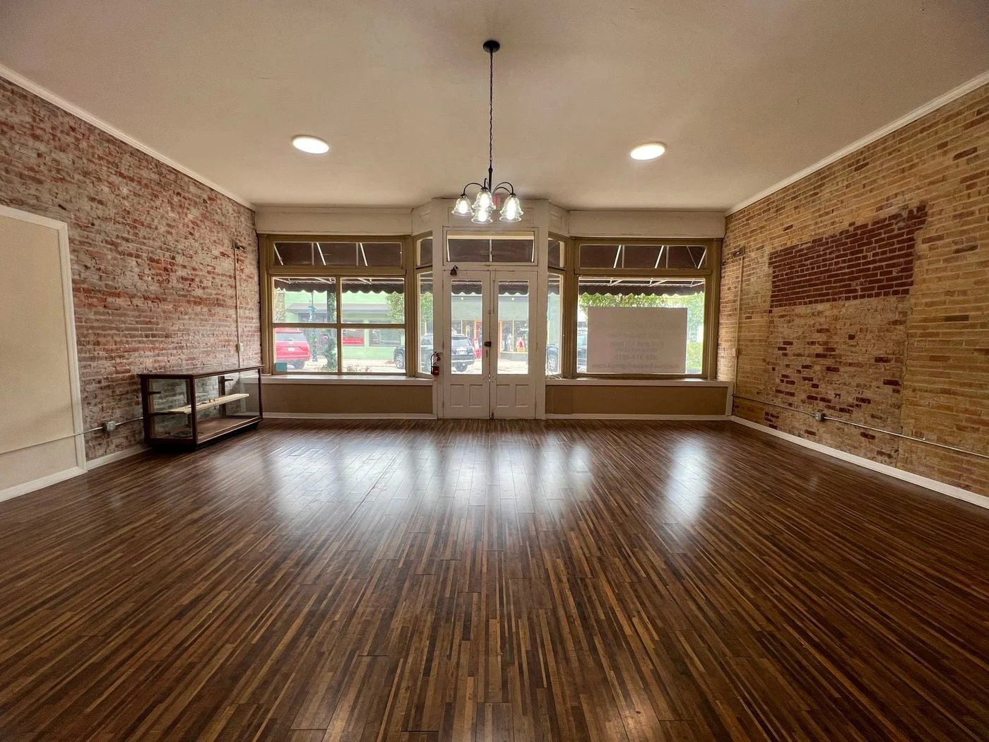 Photo 2 of 14827 Main St, Alachua, FL 32615