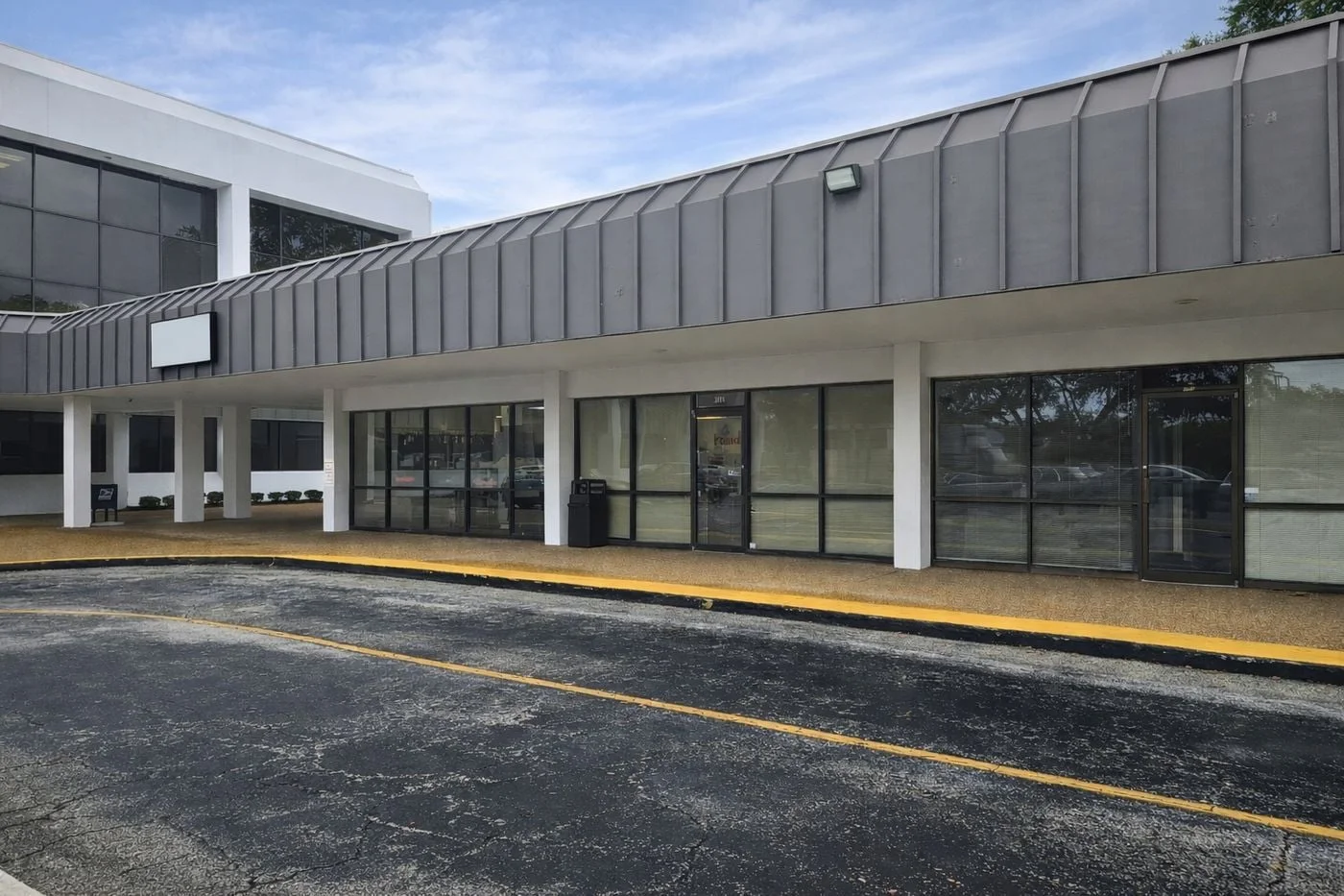 Photo 3 of 3740 Beach Blvd, Jacksonville, FL 32207