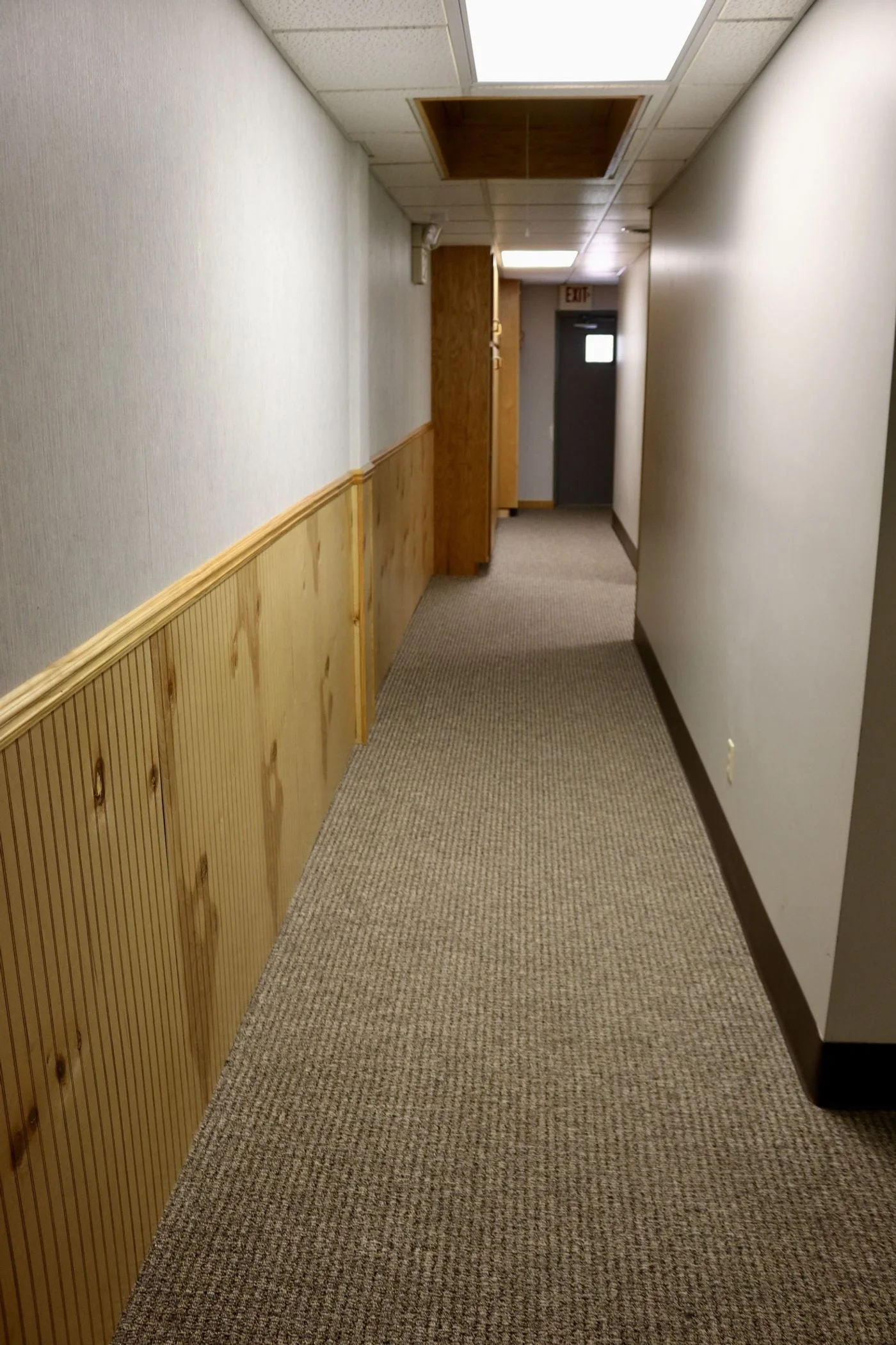 Photo 2 of 2528 W Wackerly St, Midland, MI 48640