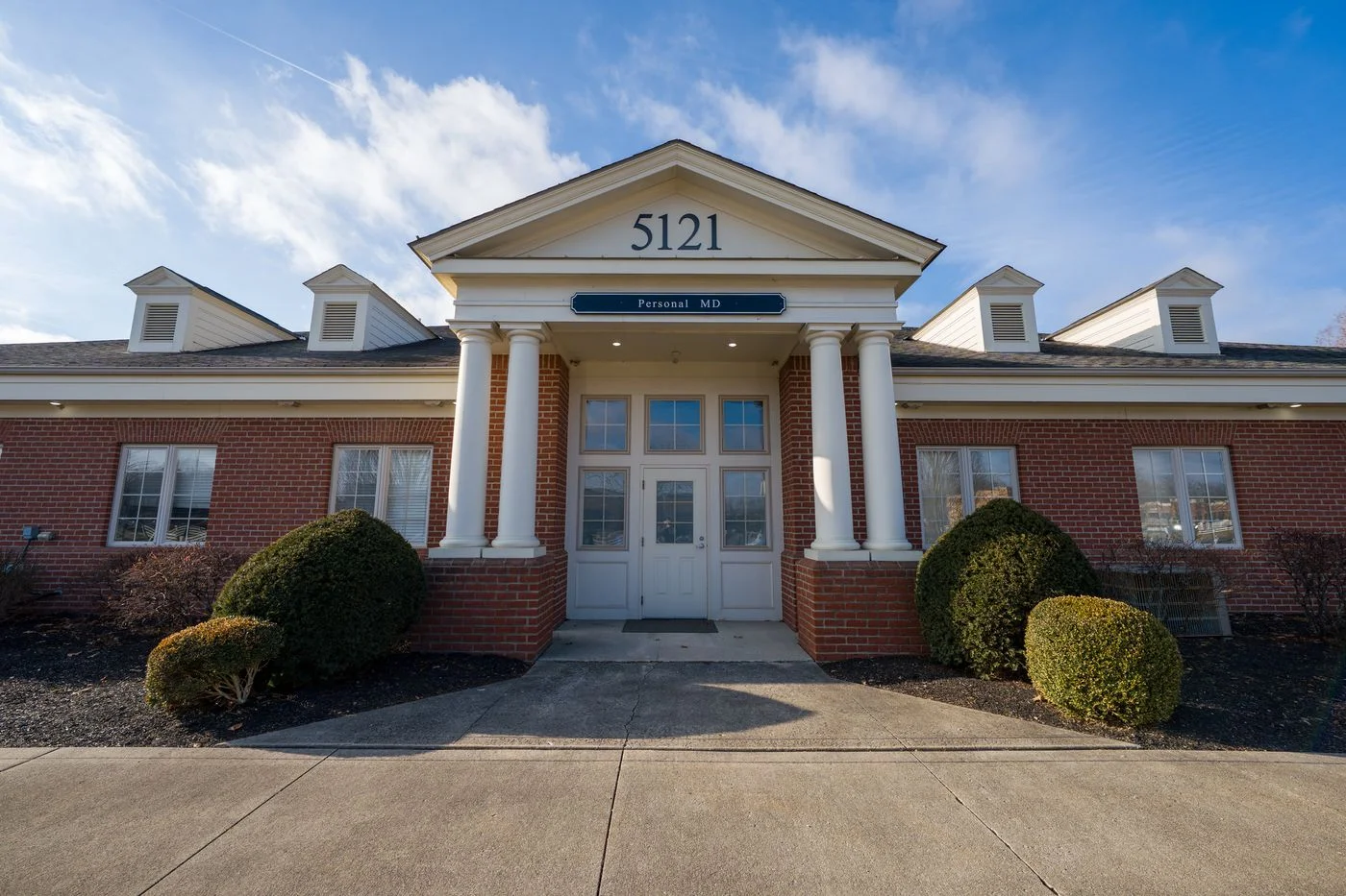 Photo 2 of 5121 Forest Dr Ste B, New Albany, OH 43054