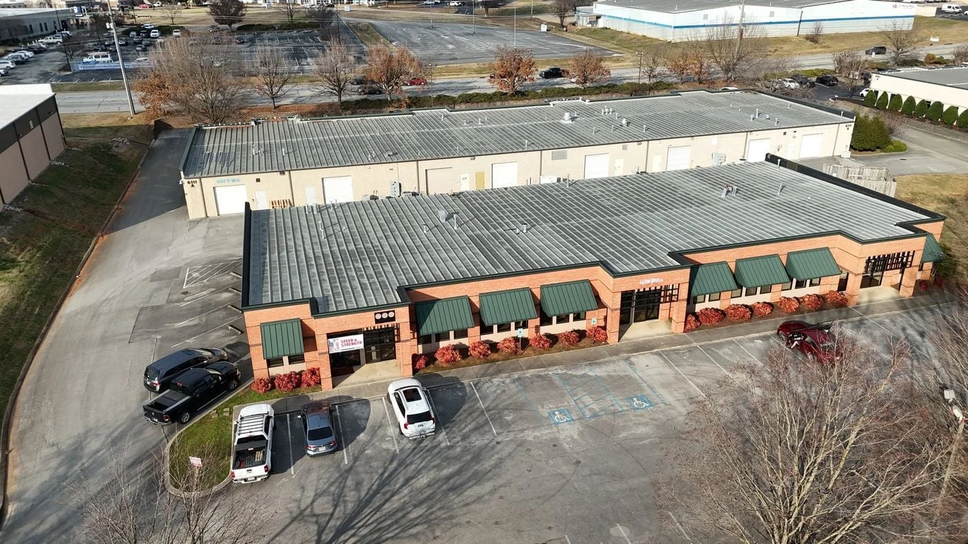 Photo 2 of 6111 Heritage Park Dr, Chattanooga, TN 37416