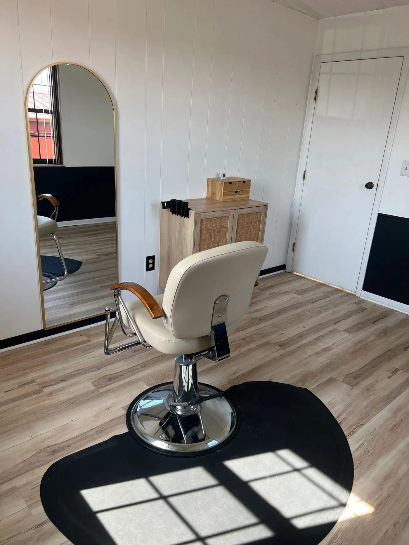 Photo 2 of 1130 Vester Ave, Springfield, OH 45503