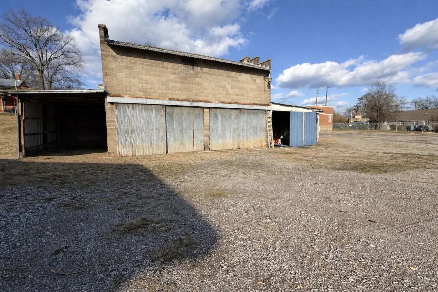 Photo 3 of 373 N Cumberland St, Jackson, TN 38301