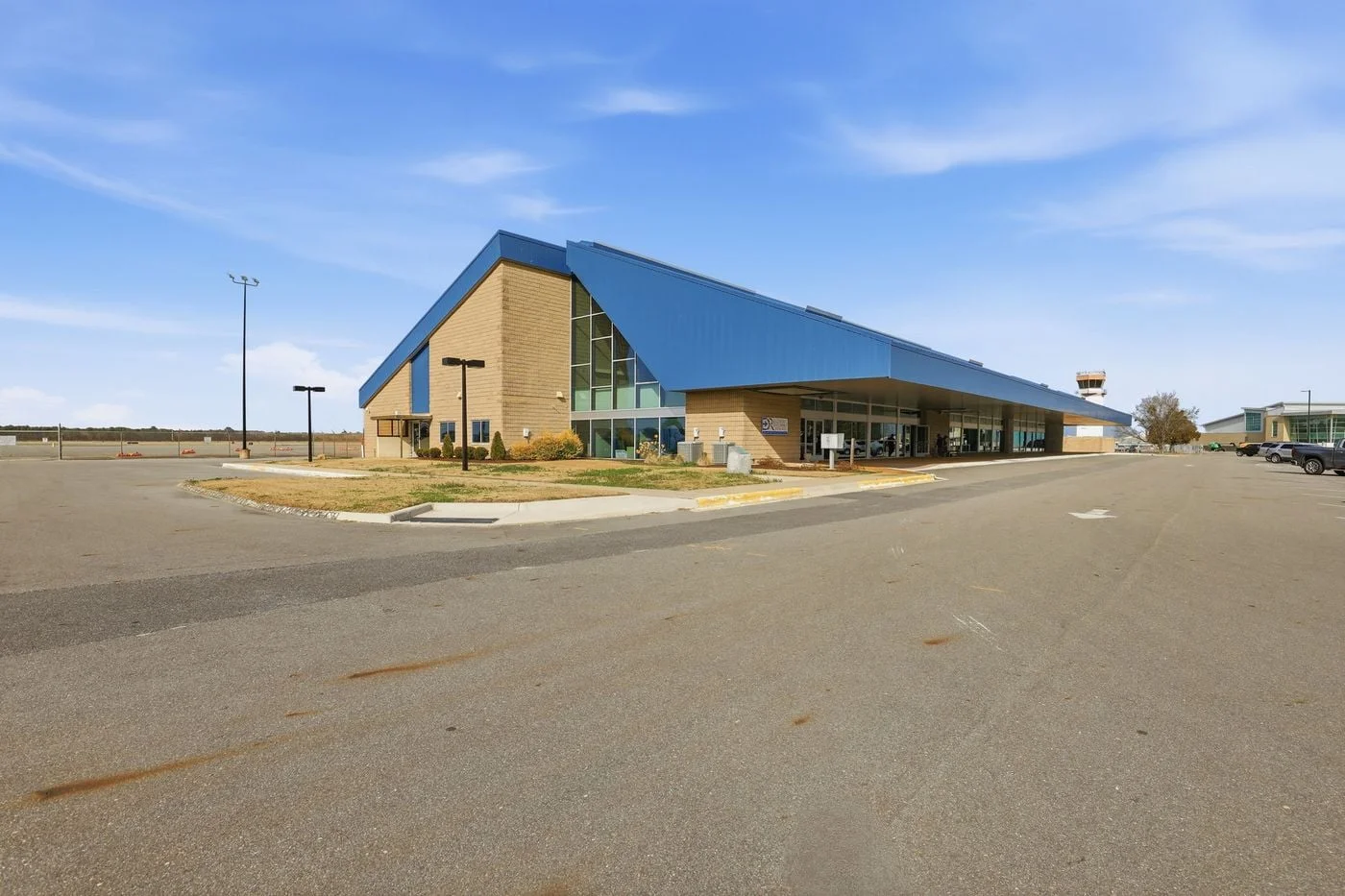 Photo 3 of 2780 Jetport Road, Kinston, NC 28504