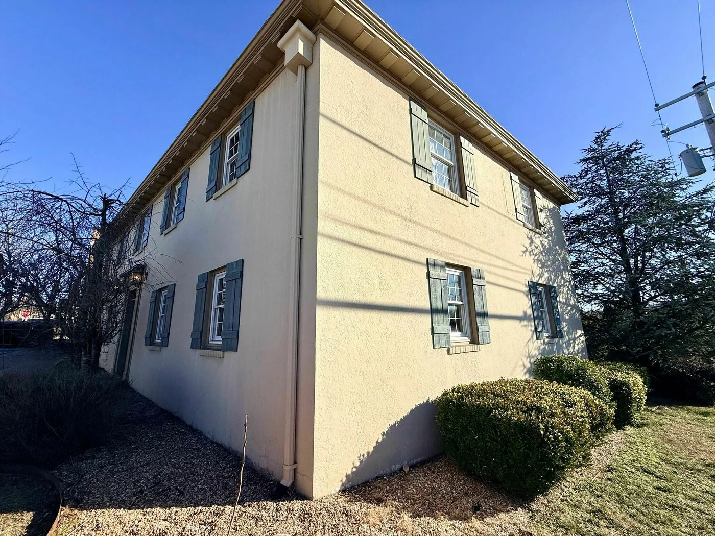 Photo 3 of 206 W Elm St, Ozark, MO 65721