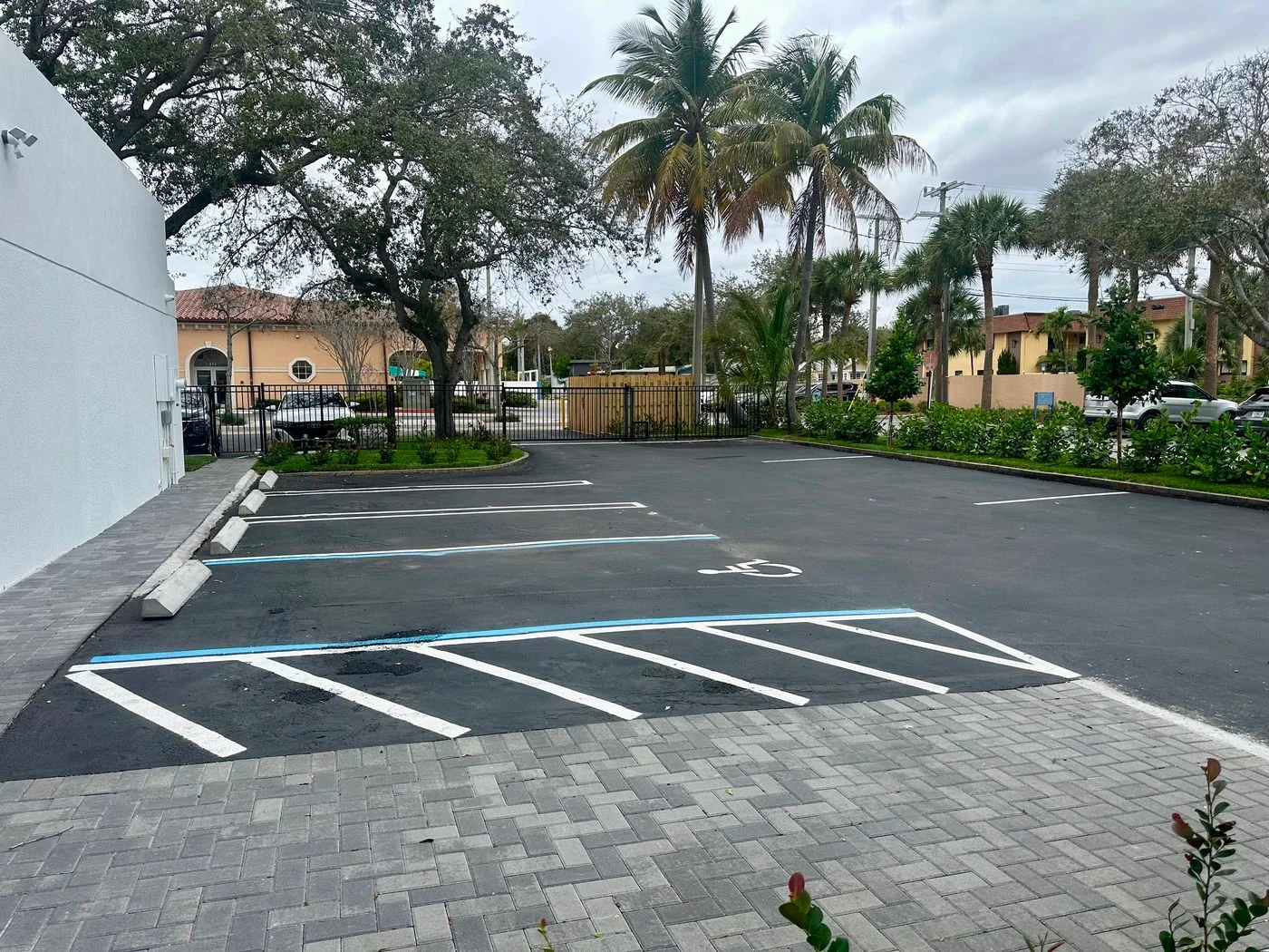 Photo 3 of 406 Lucerne Avenue, Lake Worth Beach, FL 33460