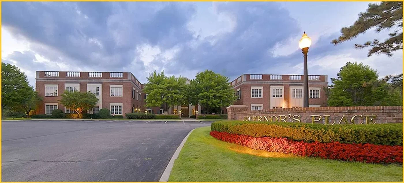 Photo 1 of 33 Bloomfield Hills Pkwy, Bloomfield Hills, MI 48304