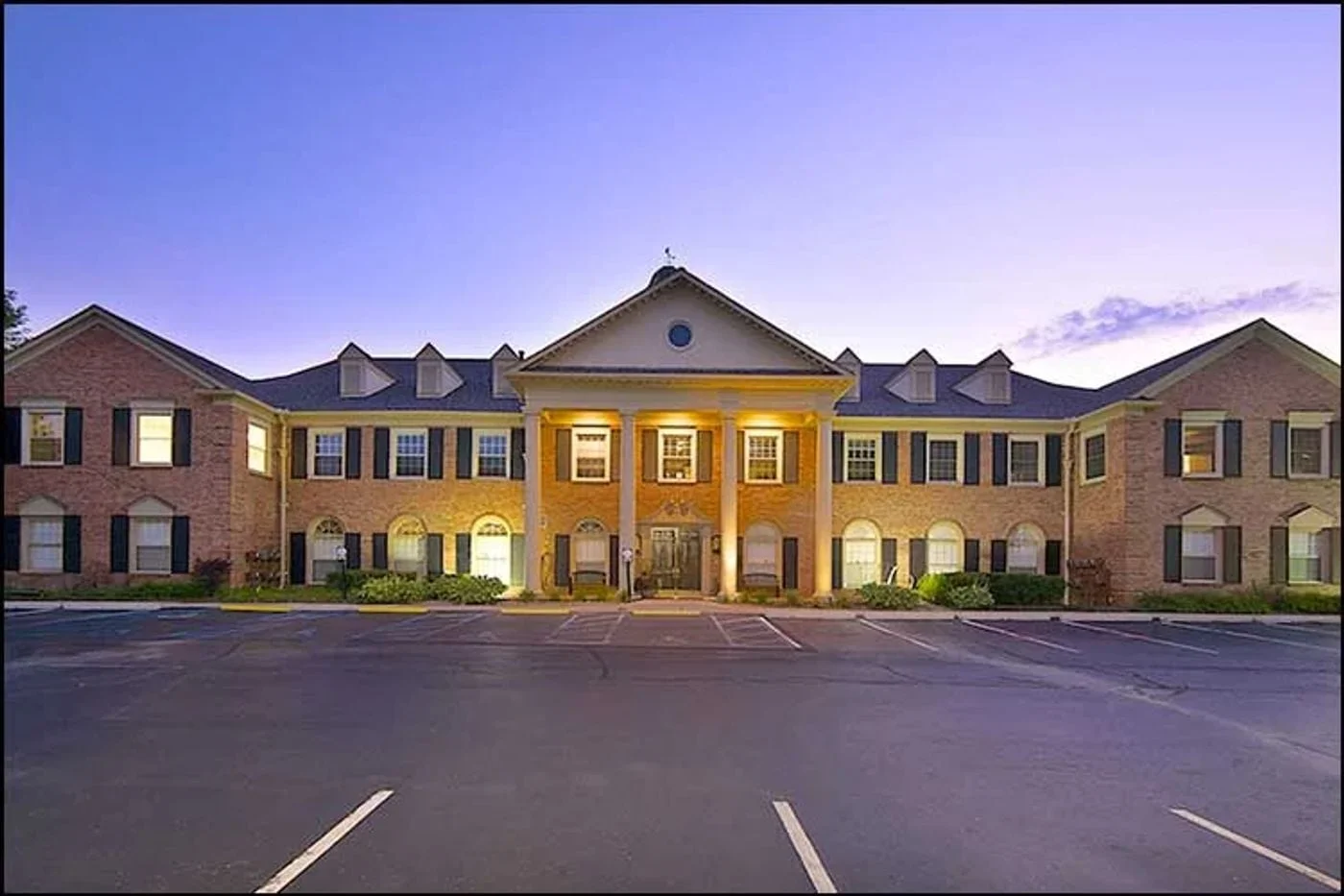 Photo 1 of 31700 Telegraph Rd, Franklin, MI 48025