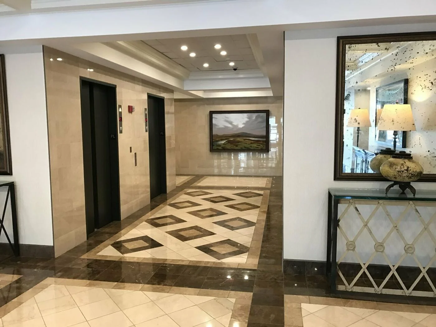 Photo 2 of 520 W Summit Hill Dr, Knoxville, TN 37902