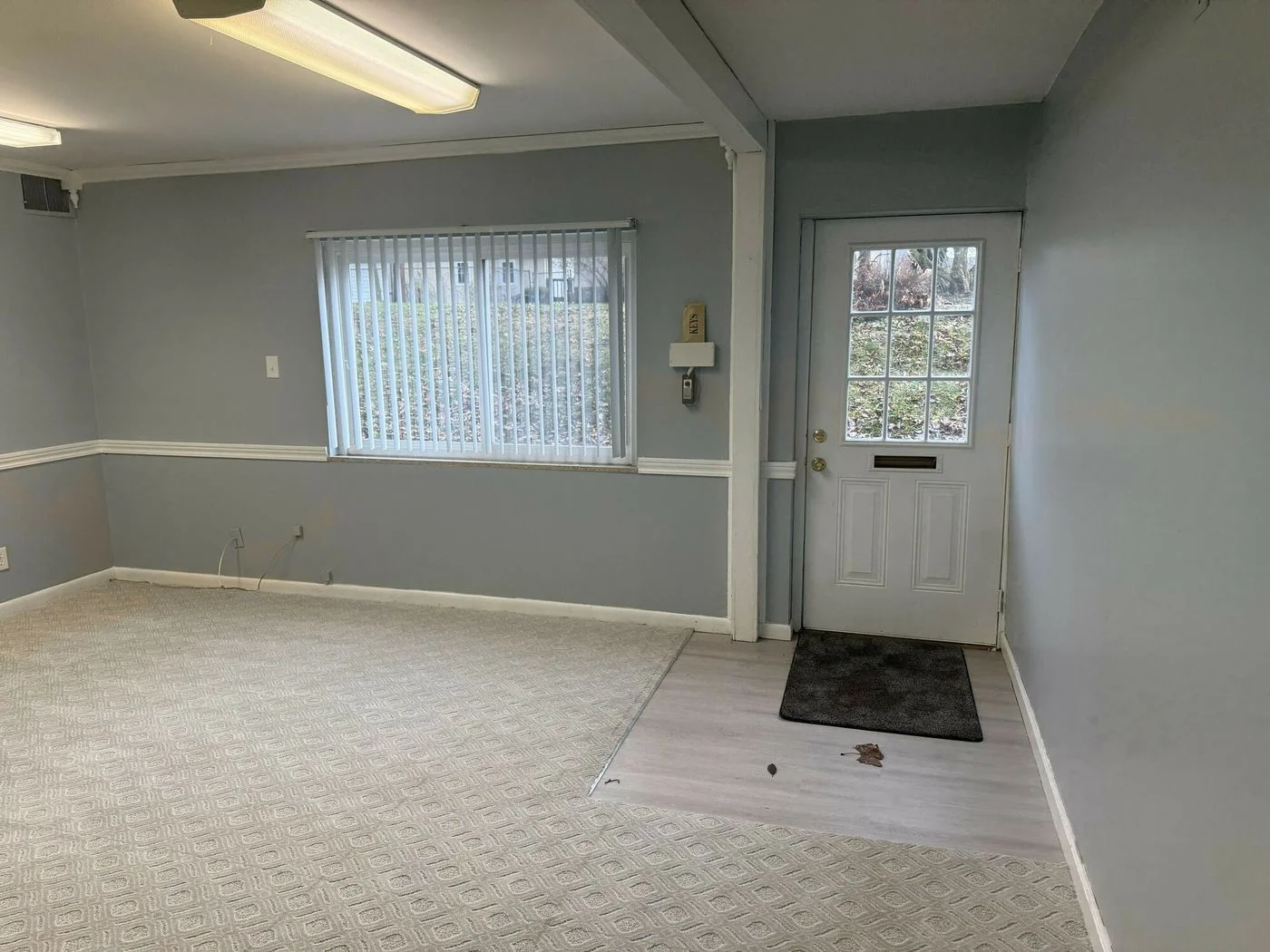 Photo 2 of 1234 W Main St, Newark, OH 43055