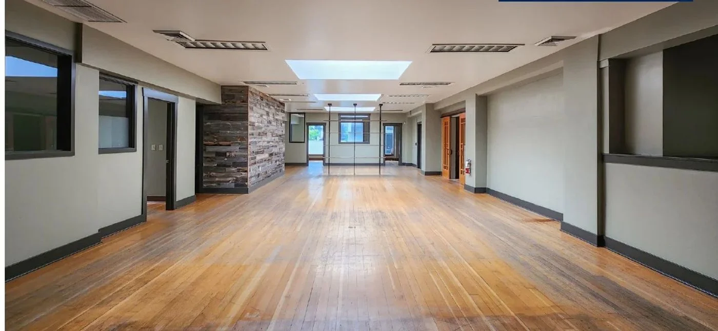 Photo 1 of 2320 2nd Ave, Seattle, WA 98121