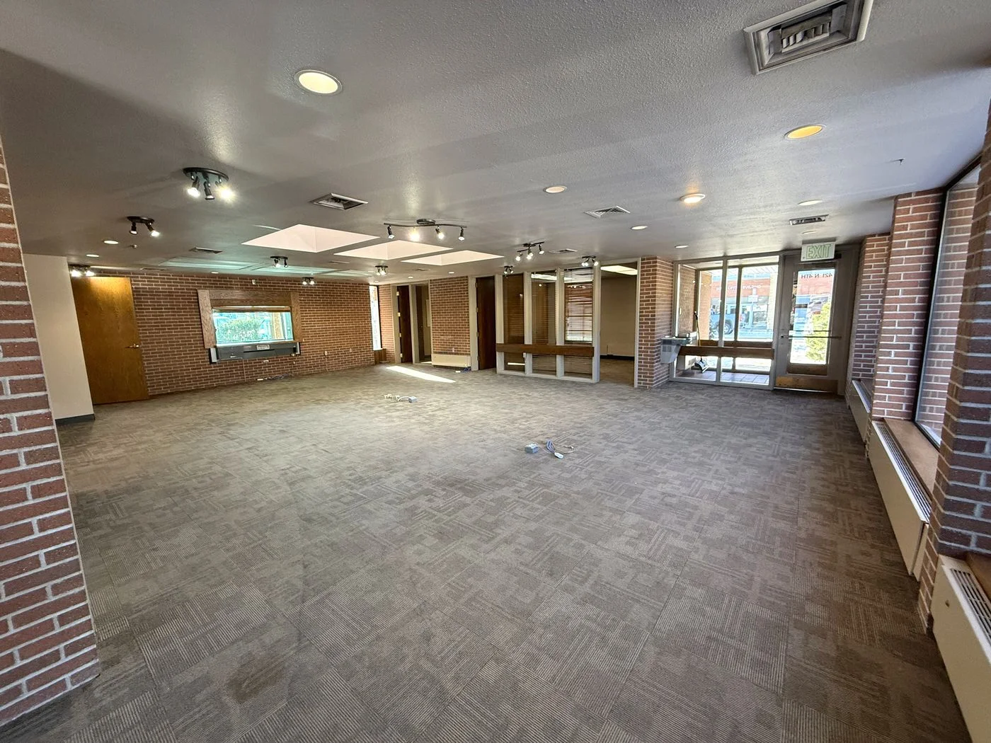 Photo 2 of 421 N 4th St, Bismarck, ND 58501