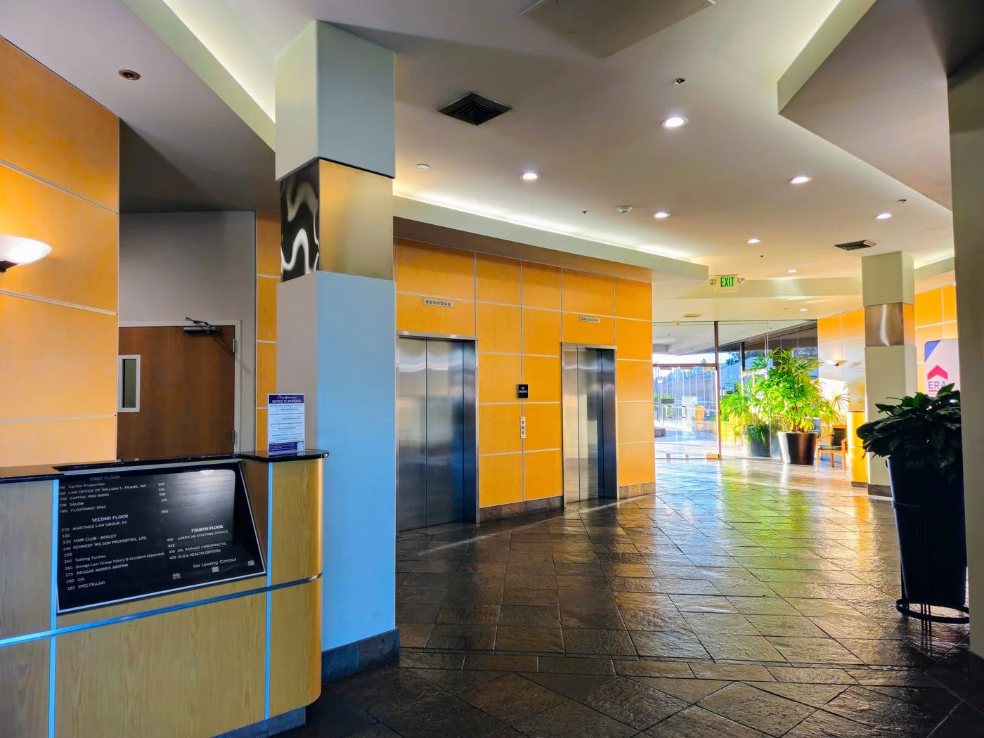 Photo 3 of 1860 Howe Ave, Sacramento, CA 95825