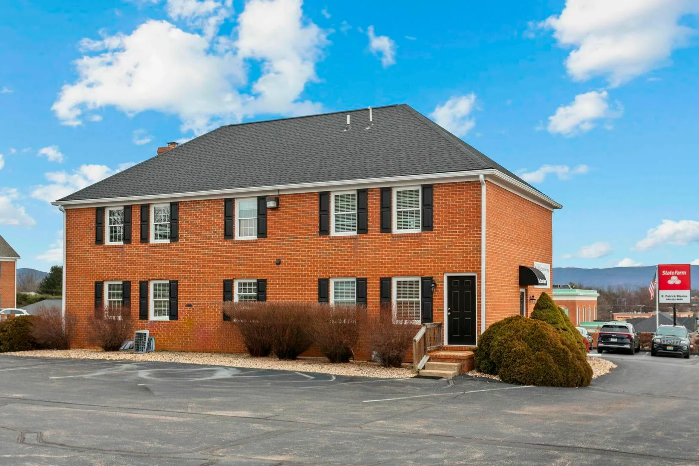 Photo 1 of 20 Stoneridge Dr, Waynesboro, VA 22980