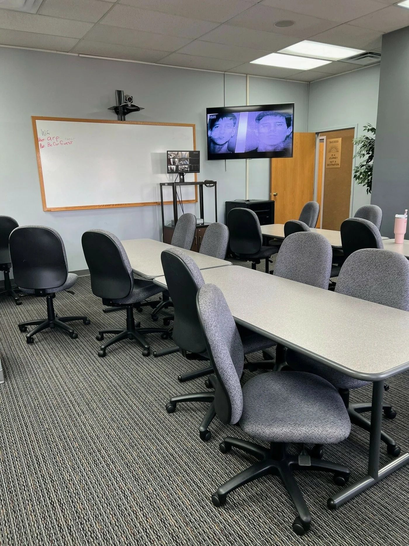 Photo 3 of 347 W Berry St, Fort Wayne, IN 46802