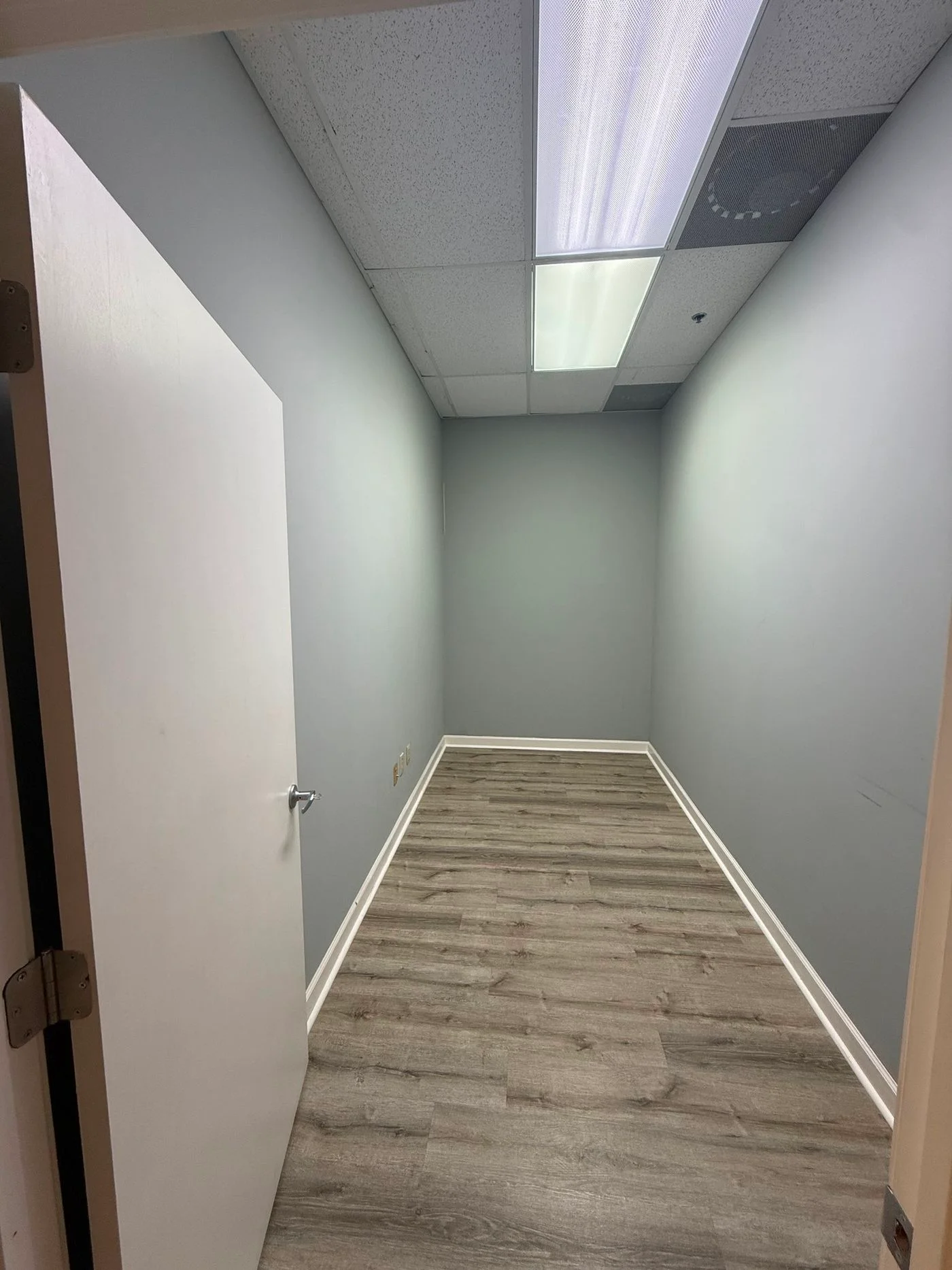 Photo 2 of 298 Commerce Park Drive, Ridgeland, MS 39157