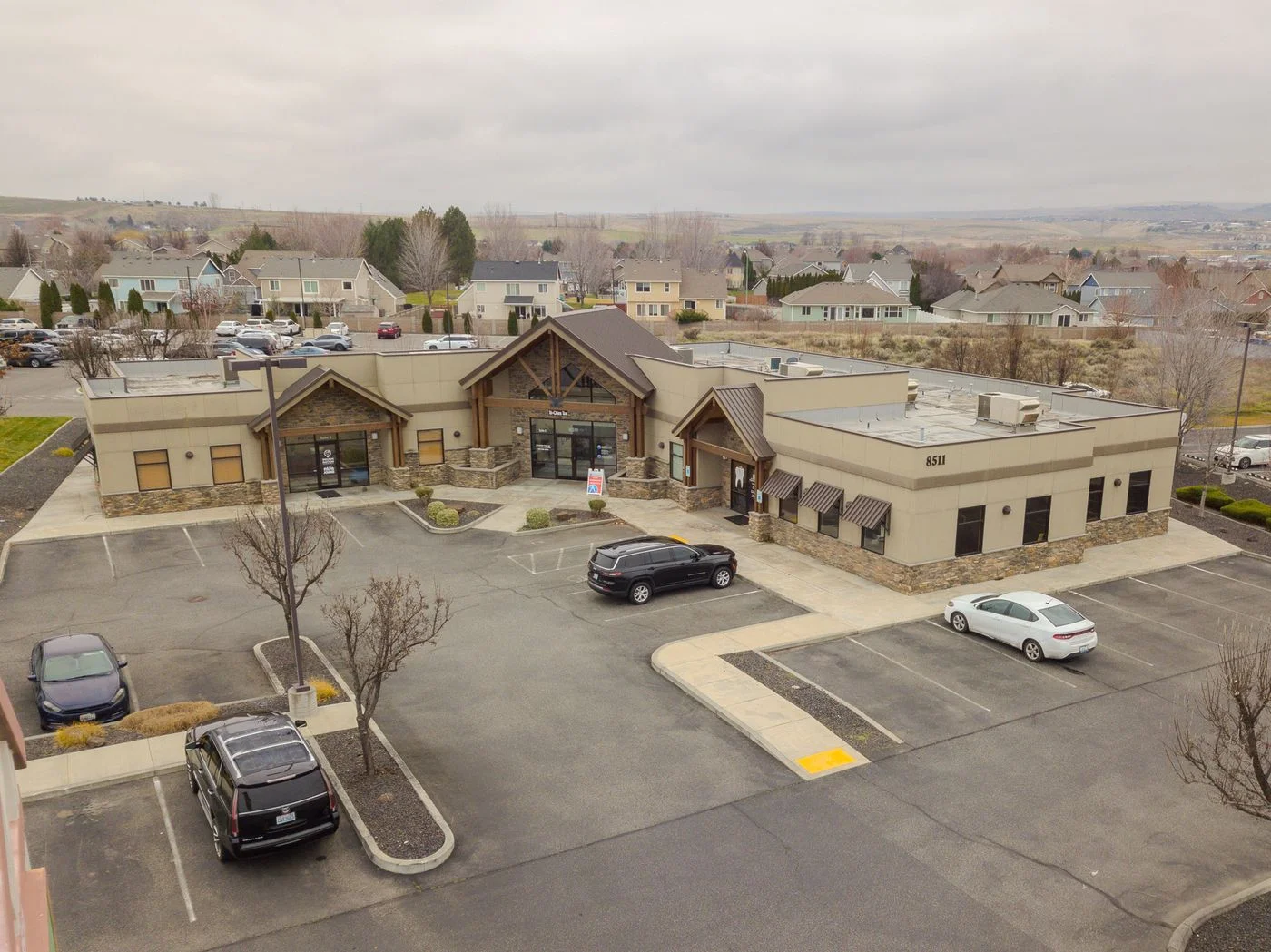 Photo 1 of 8511 W Clearwater Ave, Kennewick, WA 99336