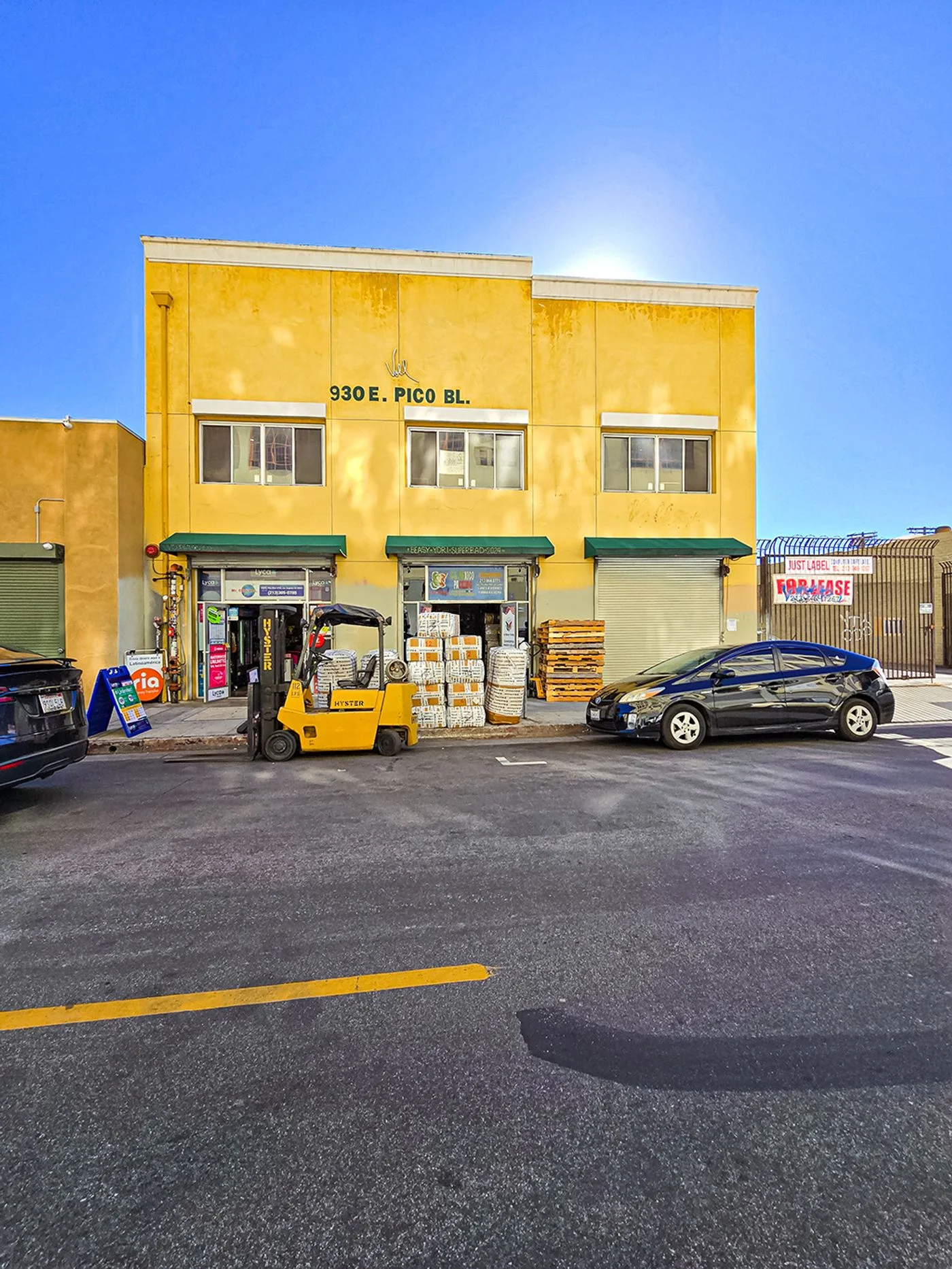 Photo 3 of 930 E Pico Blvd, Los Angeles, CA 90021
