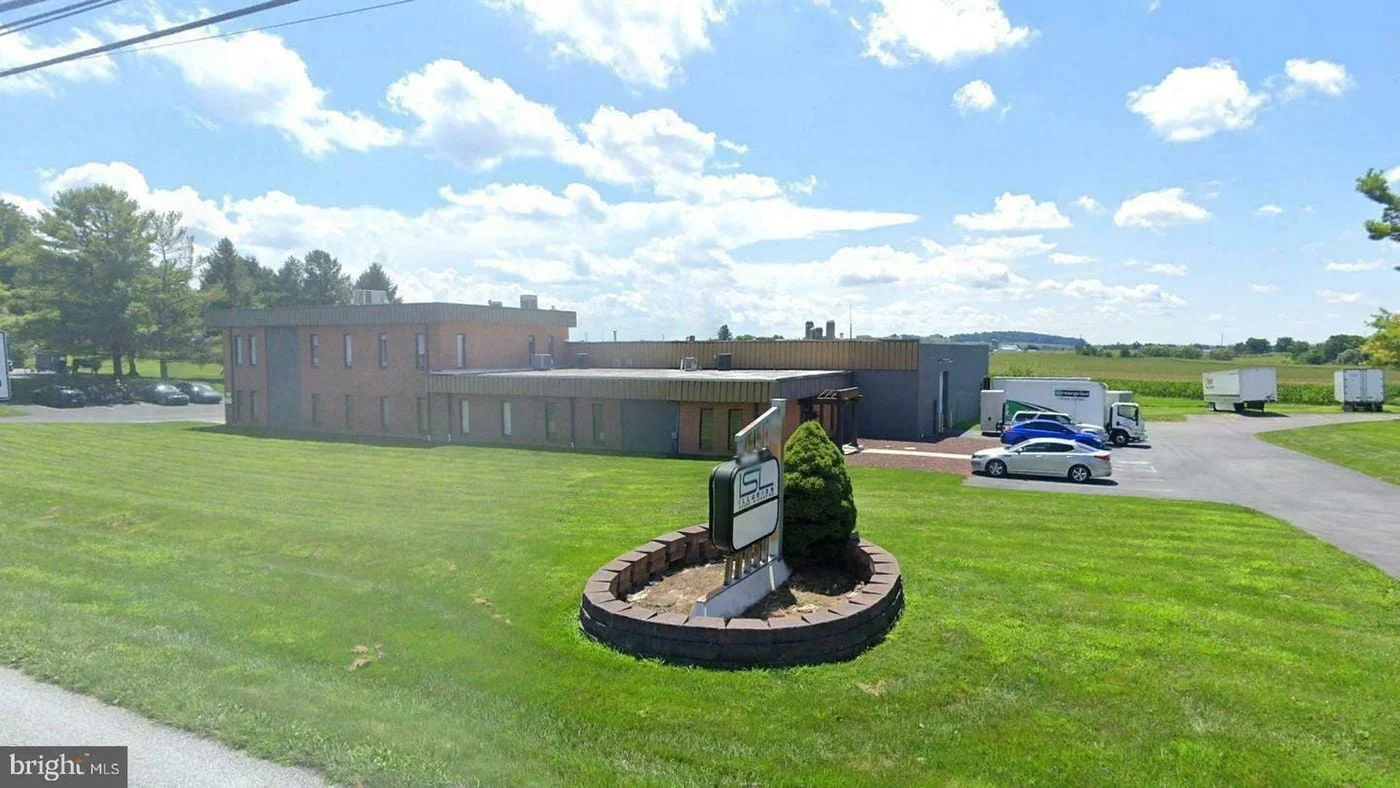 Photo 1 of 1185 Division Hwy, Ephrata, PA 17522