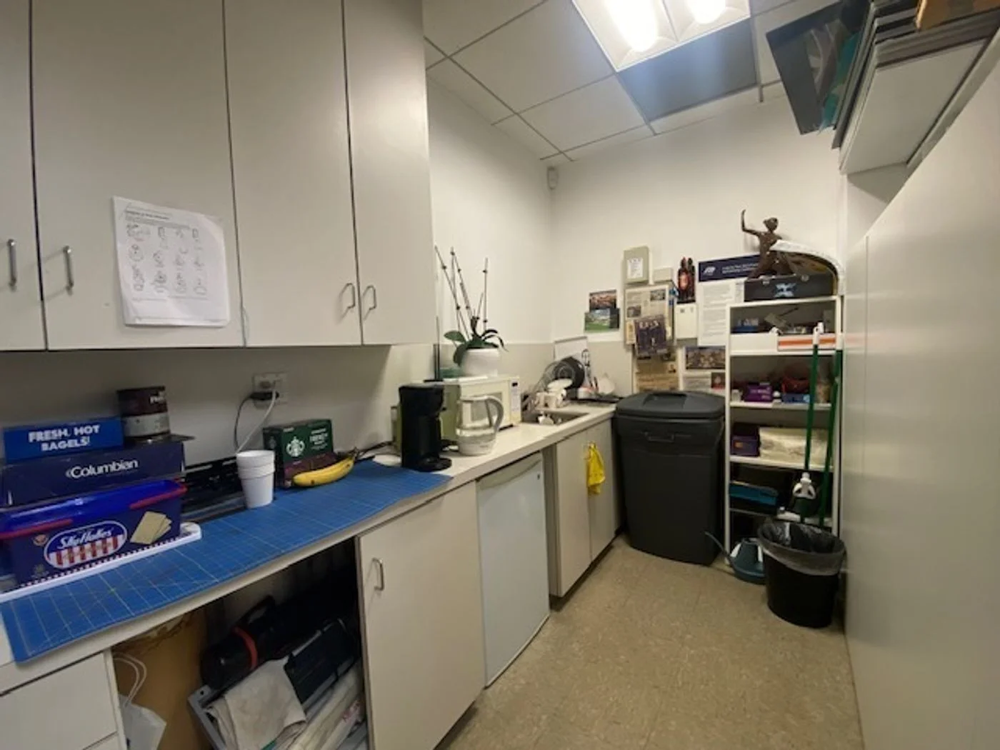 Photo 3 of 9150 Wilshire Blvd, Beverly Hills, CA 90212