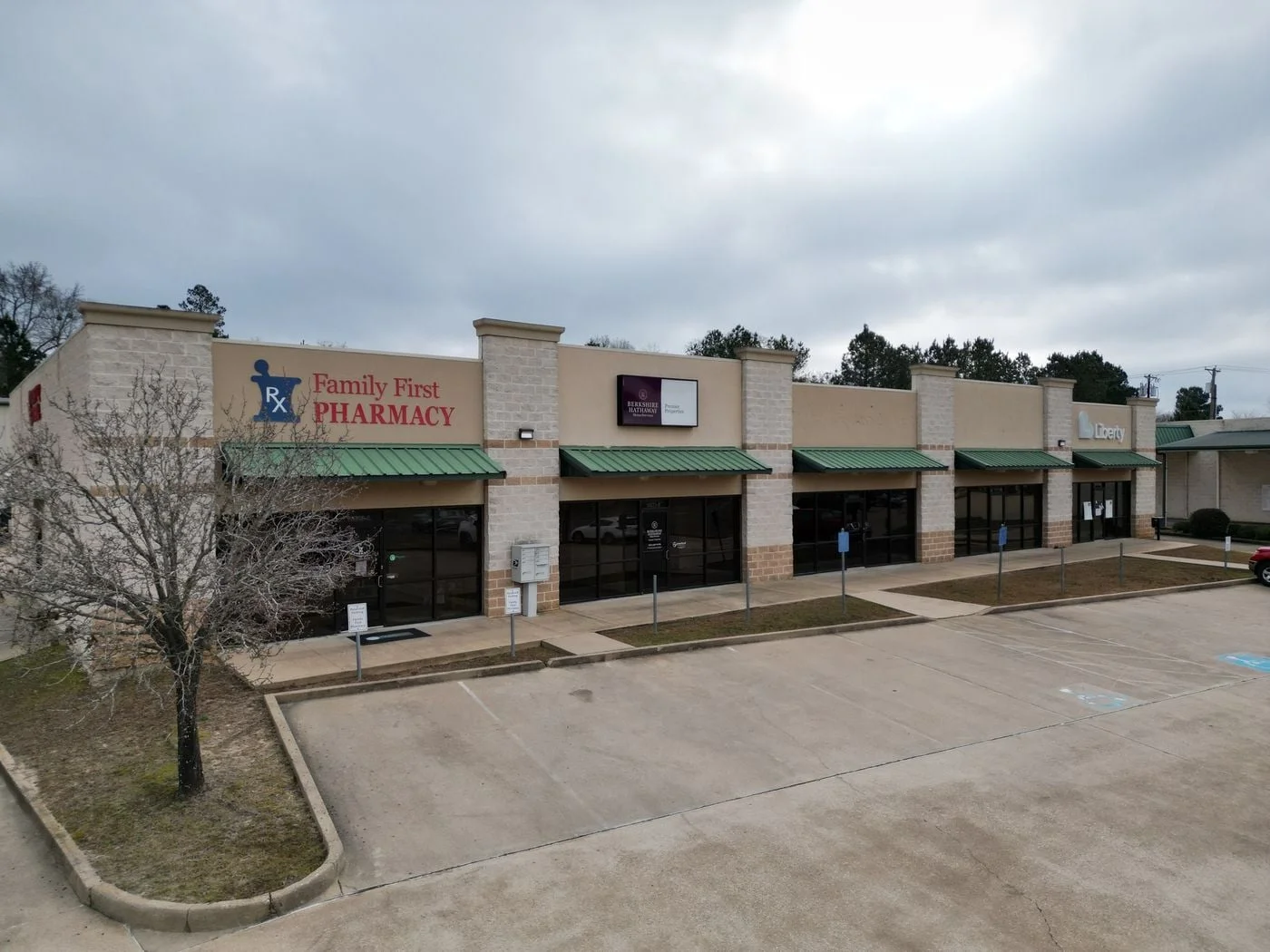 Photo 3 of 16623 Old Jacksonville Highway, Tyler, TX 75703