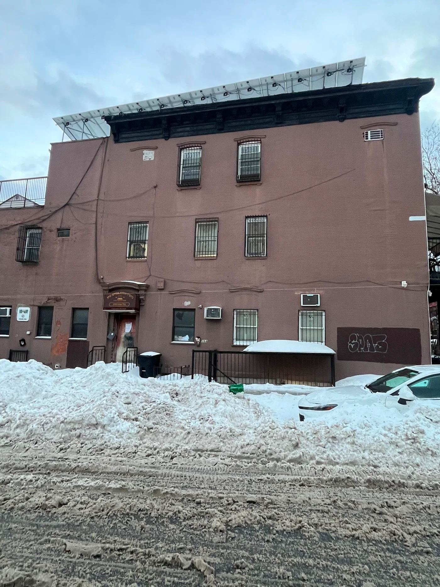 Photo 2 of 36 Harrison Avenue, Brooklyn, NY 11211