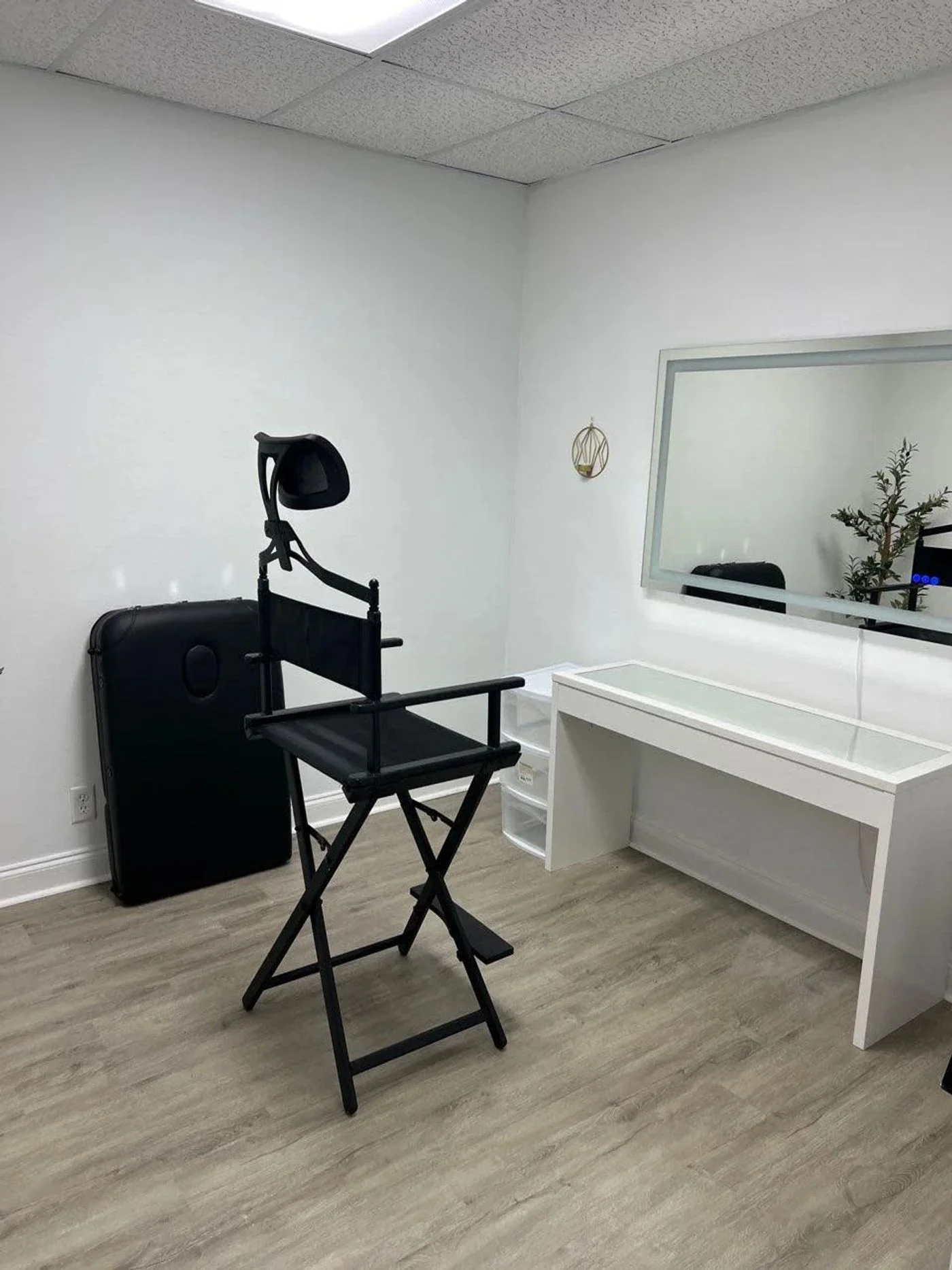 Photo 2 of 2061 NW 2nd Ave, Boca Raton, FL 33431