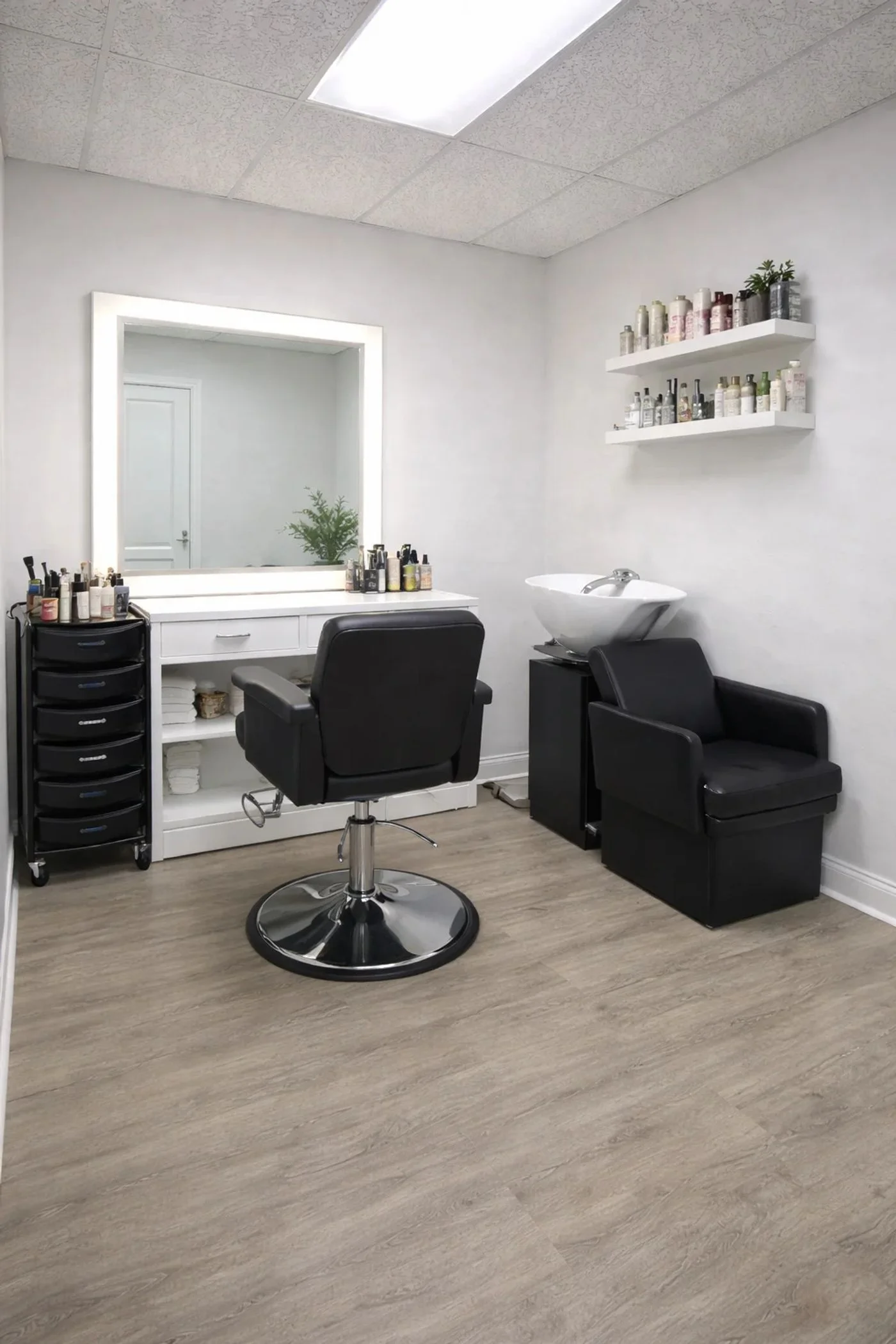 Photo 3 of 2061 NW 2nd Ave, Boca Raton, FL 33431