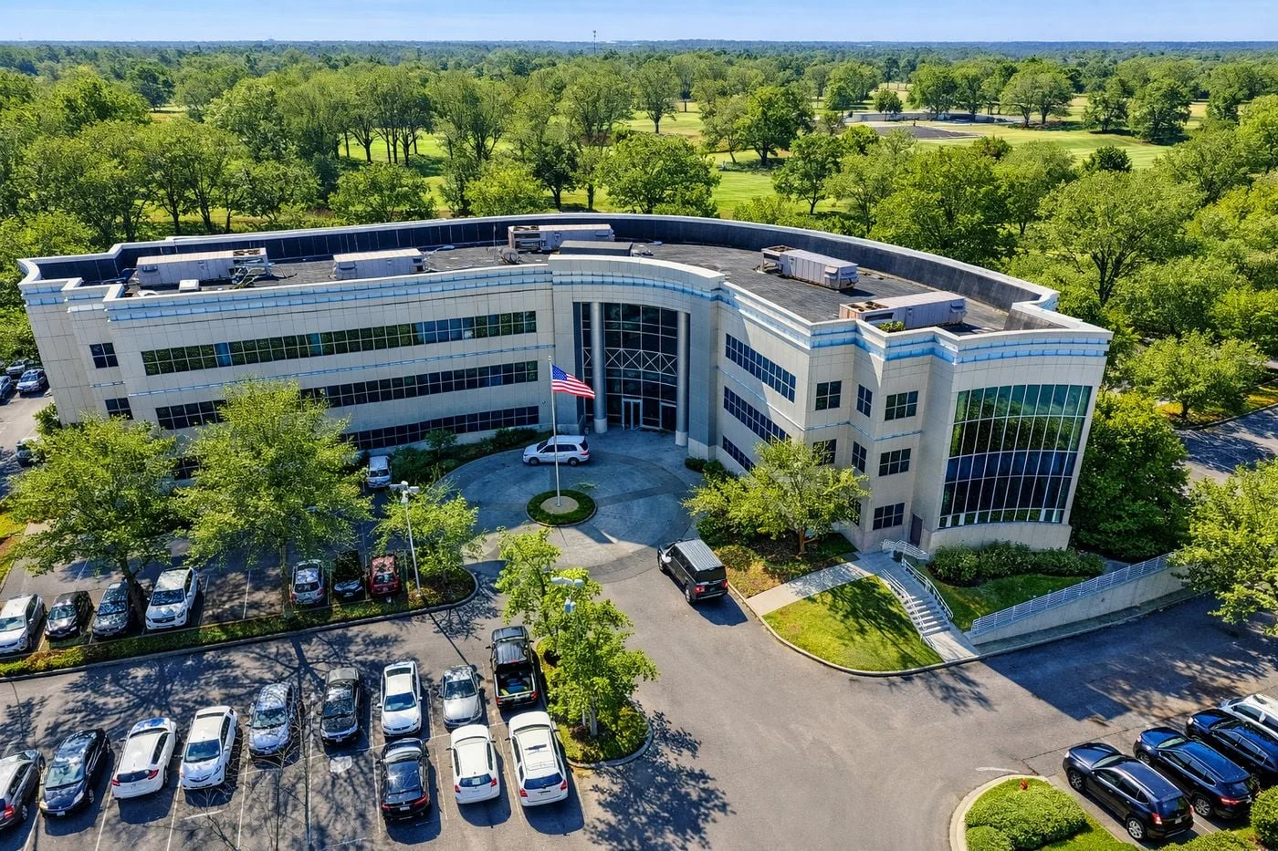 Photo 1 of 3725 Champion Hills Drive, Memphis, TN 38125