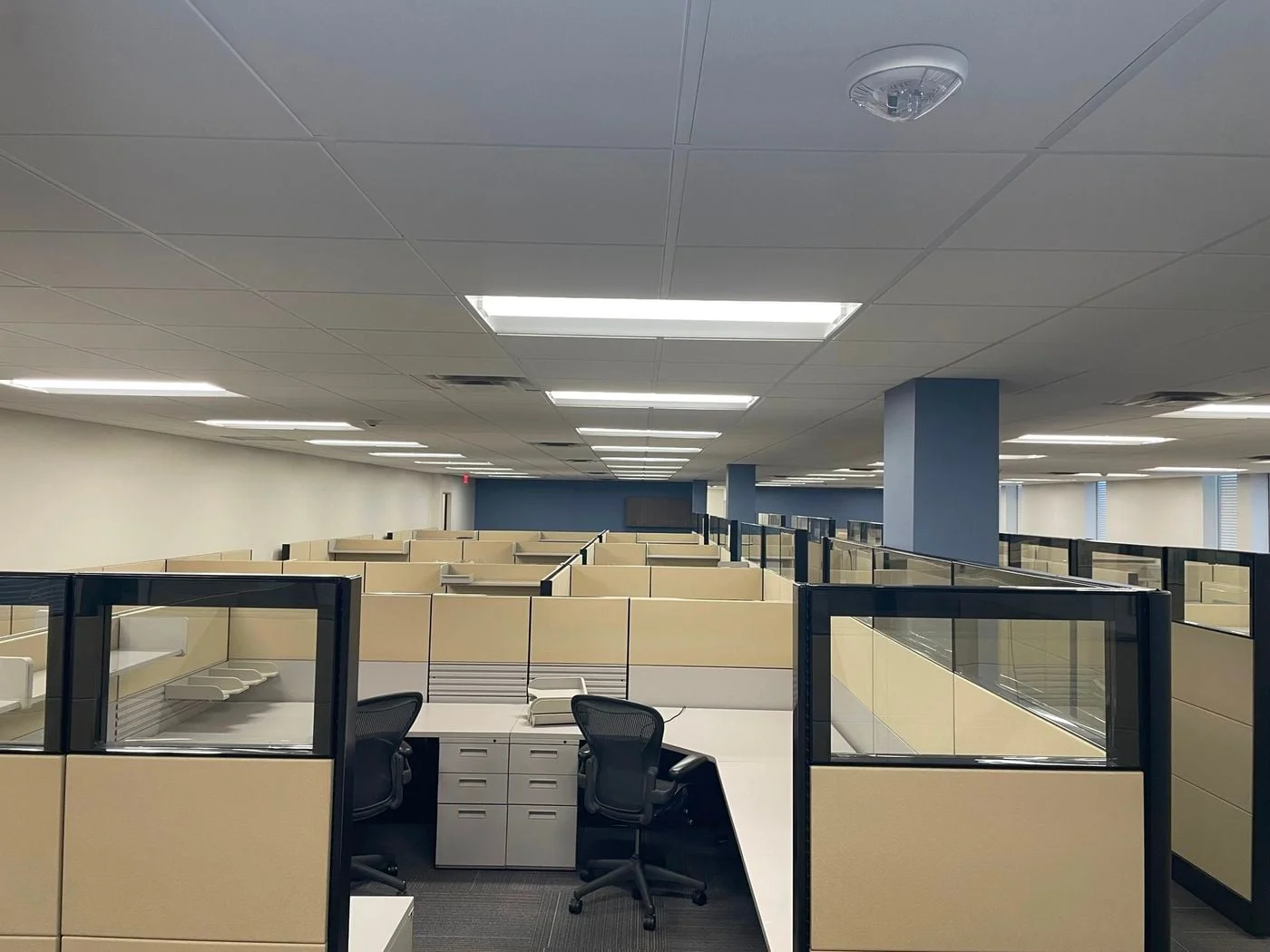 Photo 2 of 8267 Elmbrook Dr, Dallas, TX 75247