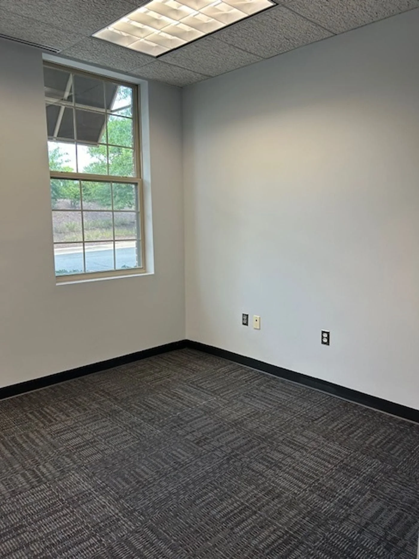 Photo 3 of 1507 Dodona Ter Ste 105, Leesburg, VA 20175