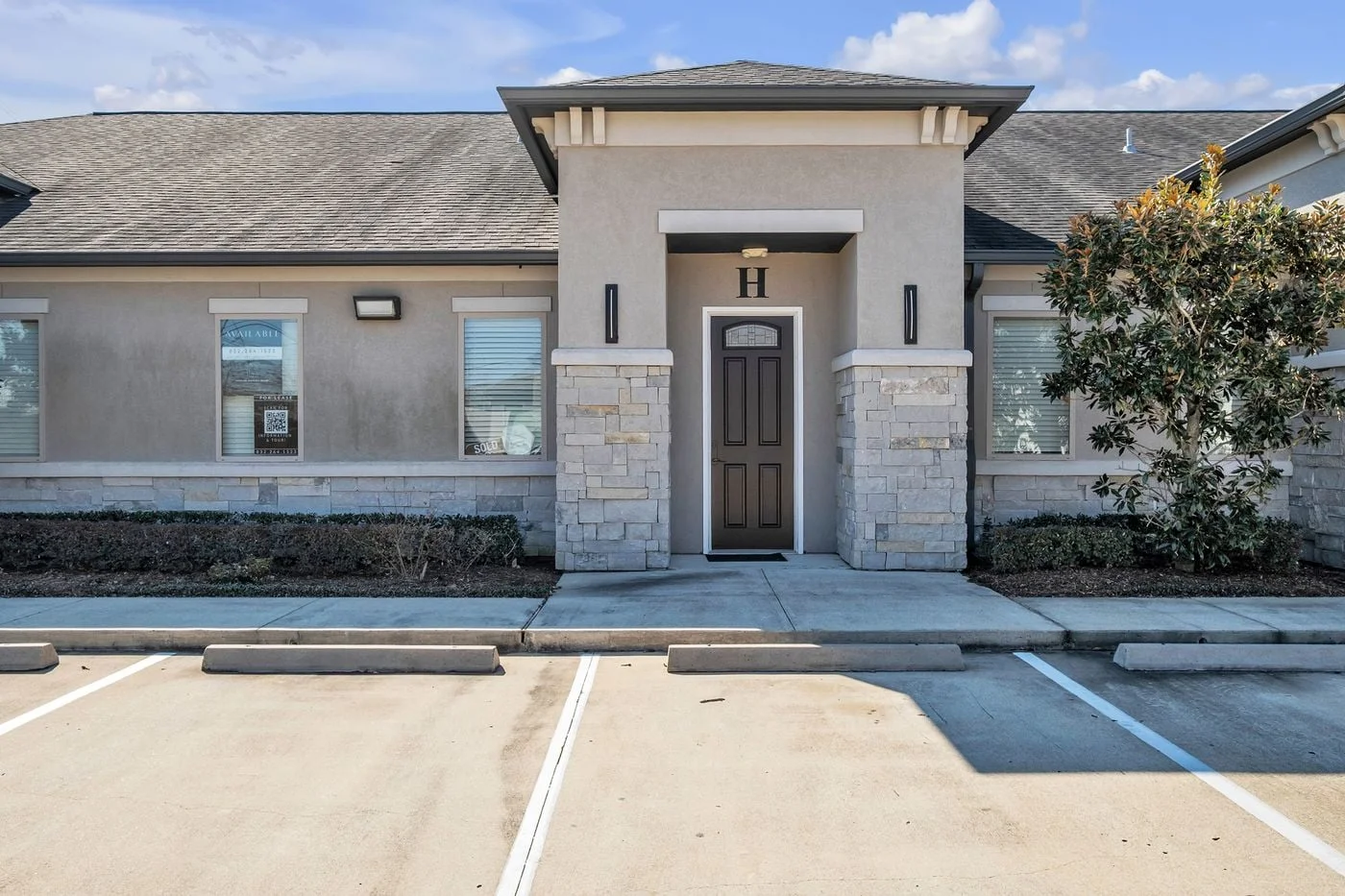 Photo 1 of 12246 Queenston Boulevard Unit H, Houston, TX 77095