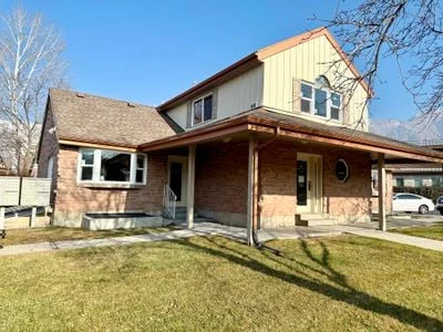 Photo of 60 W Canyon Crest Rd