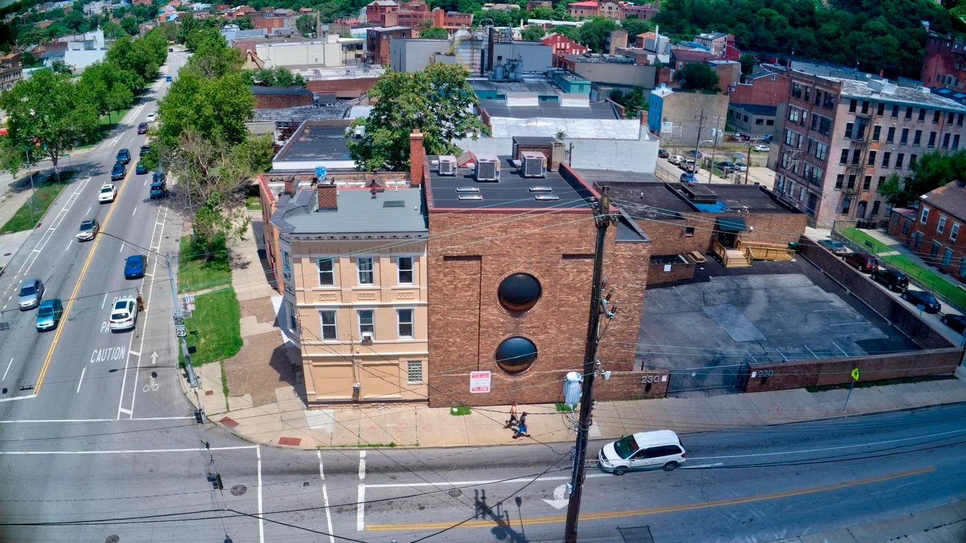 Photo 2 of 220 Findlay Street, Cincinnati, OH 45202