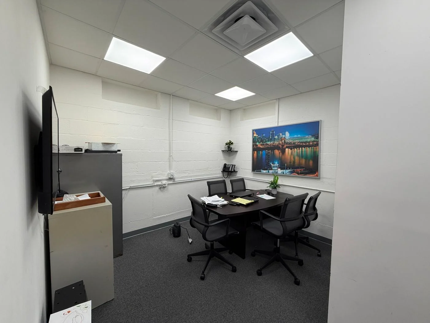 Photo 3 of 220 Findlay Street, Cincinnati, OH 45202