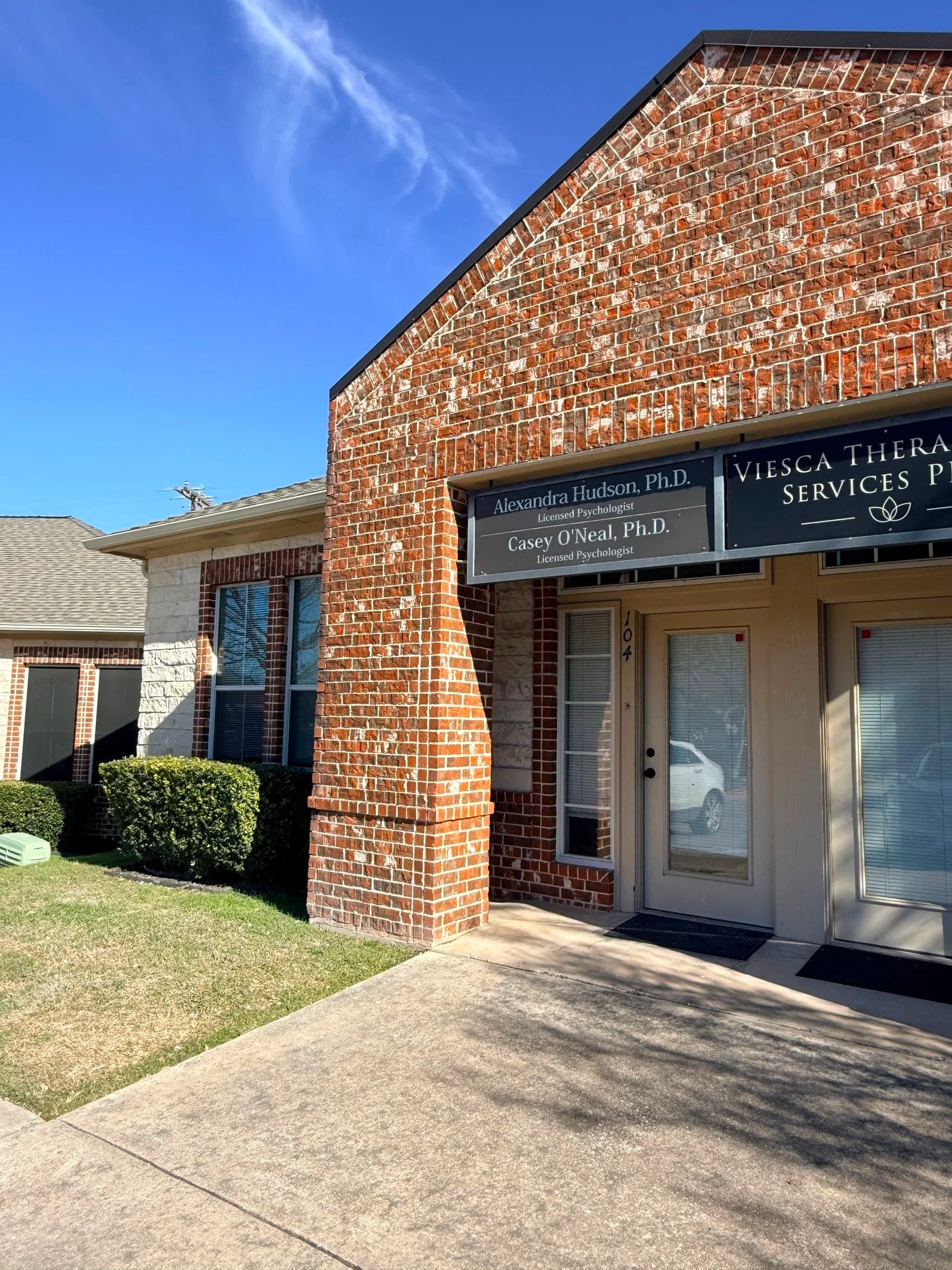 Photo 1 of 595 Round Rock West Dr, Round Rock, TX 78681