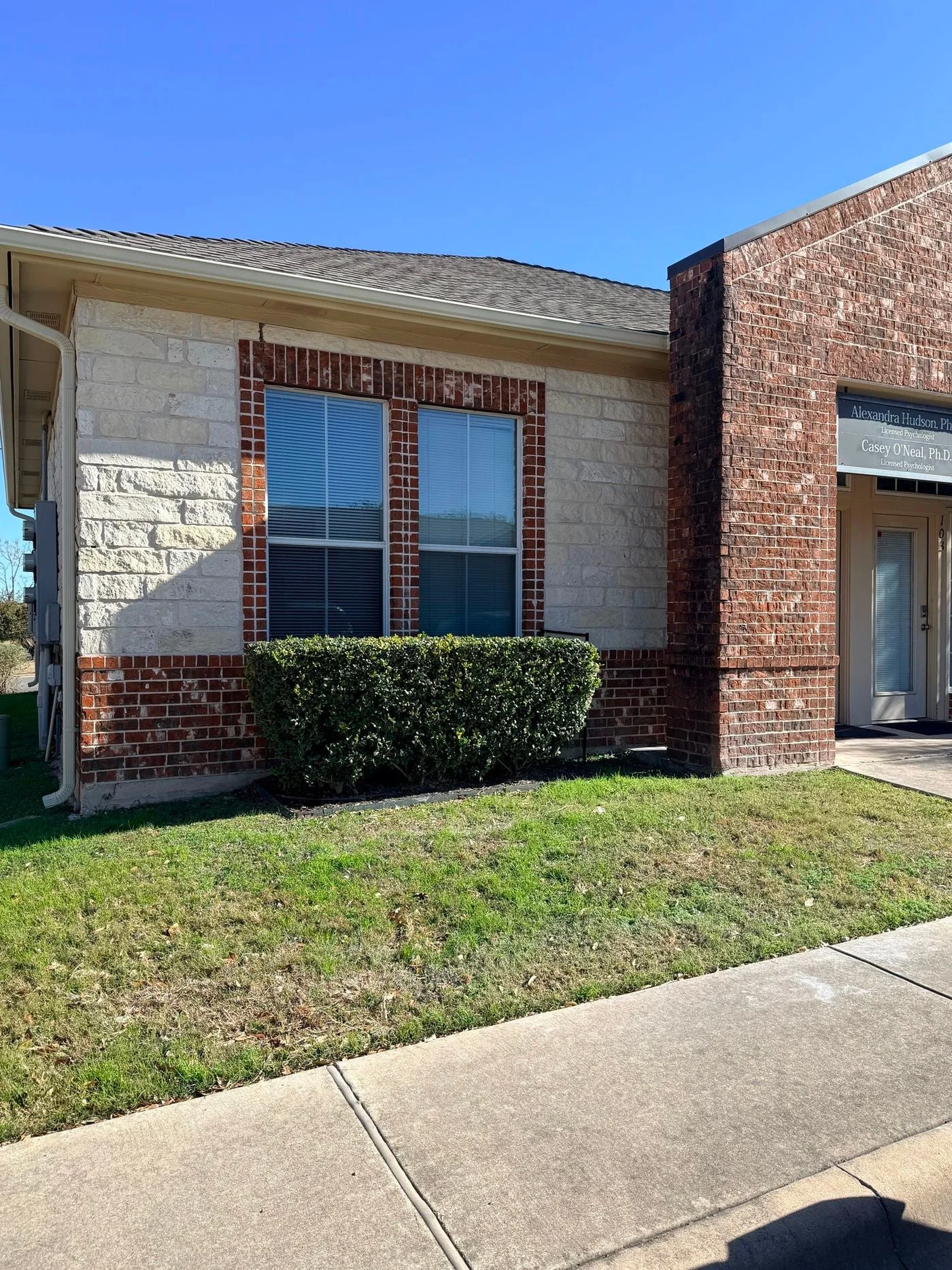 Photo 2 of 595 Round Rock West Dr, Round Rock, TX 78681