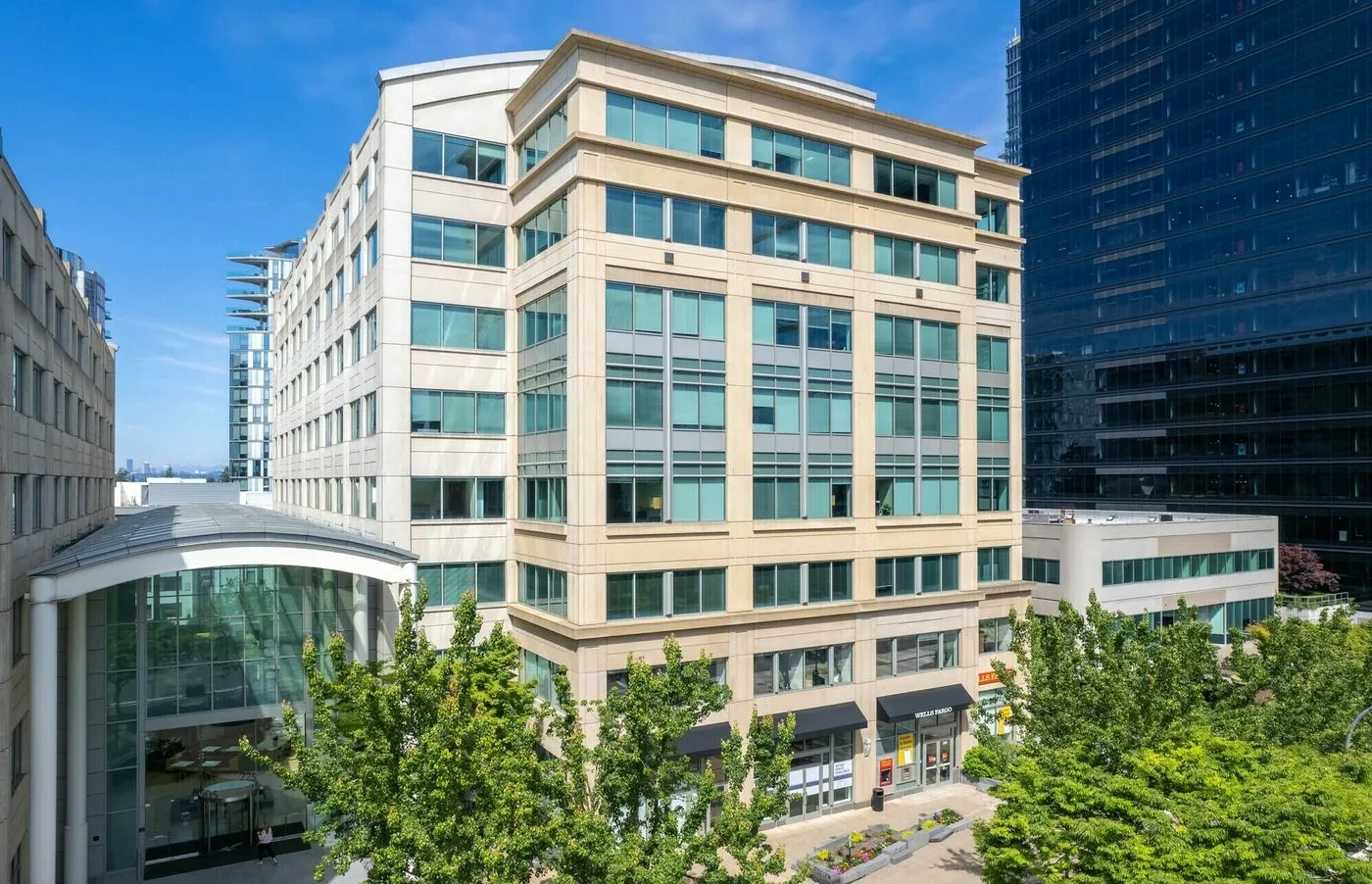 Photo 1 of 225 108th Avenue Northeast, Bellevue, WA 98004