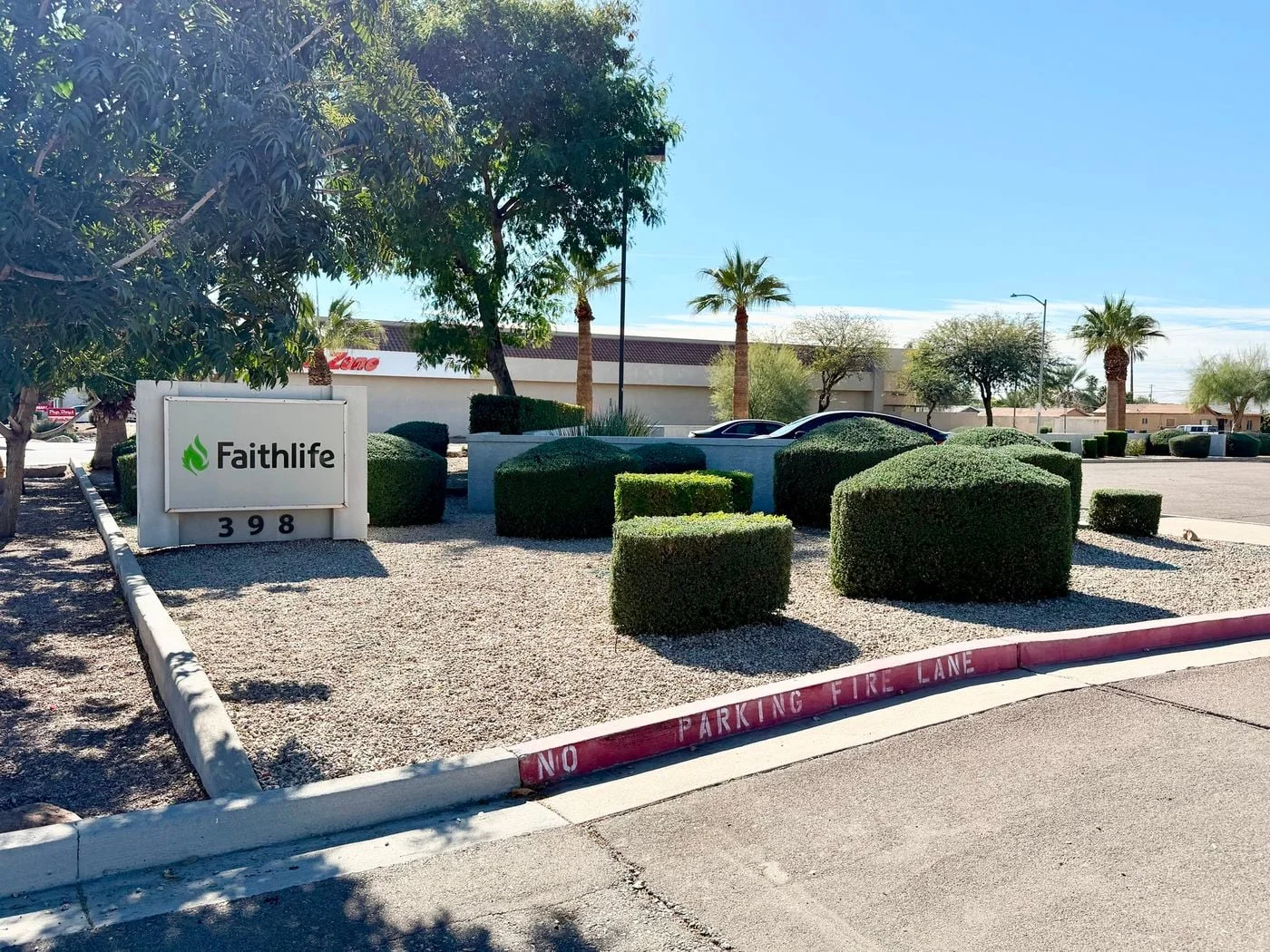 Photo 2 of 398 S Arizona Ave, Chandler, AZ 85225