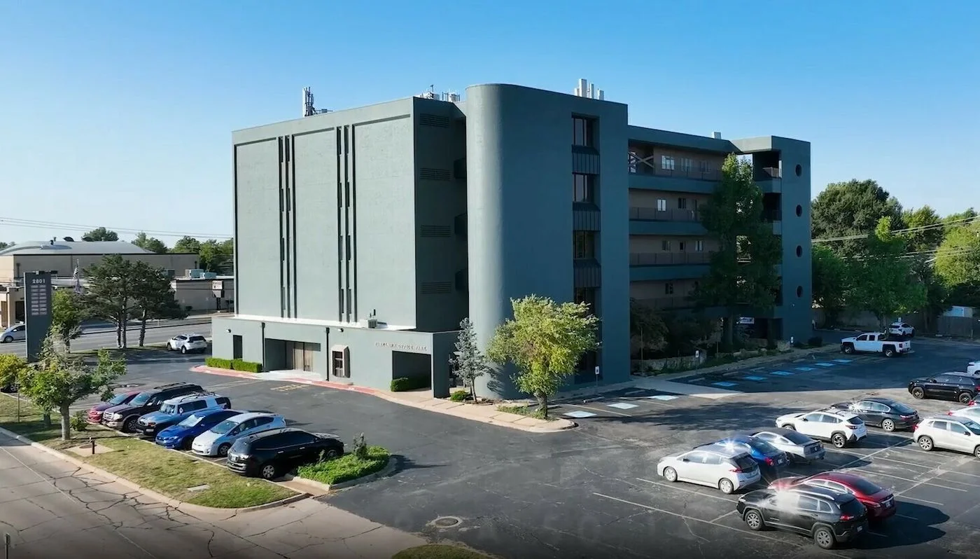 Photo 3 of 2801 Parklawn Drive, Midwest City, OK 73110