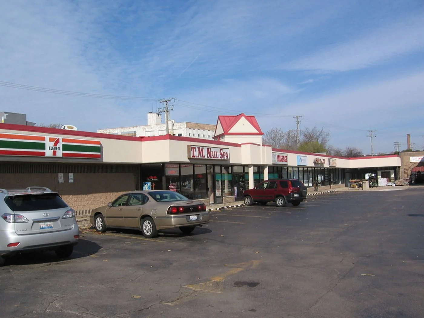 Photo 3 of 601 W State St, Geneva, IL 60134