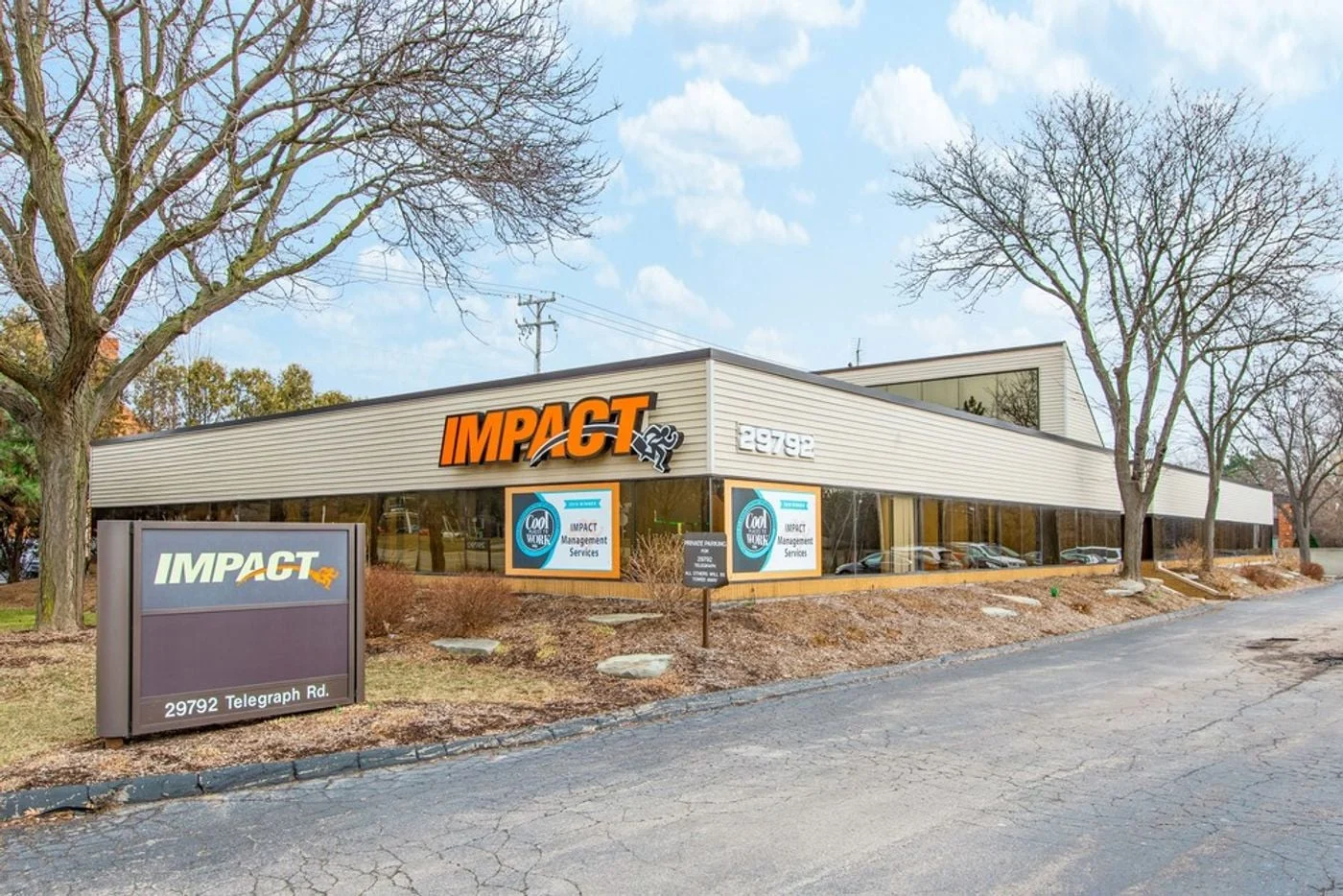 Photo 1 of 29792 Telegraph Rd, Southfield, MI 48034