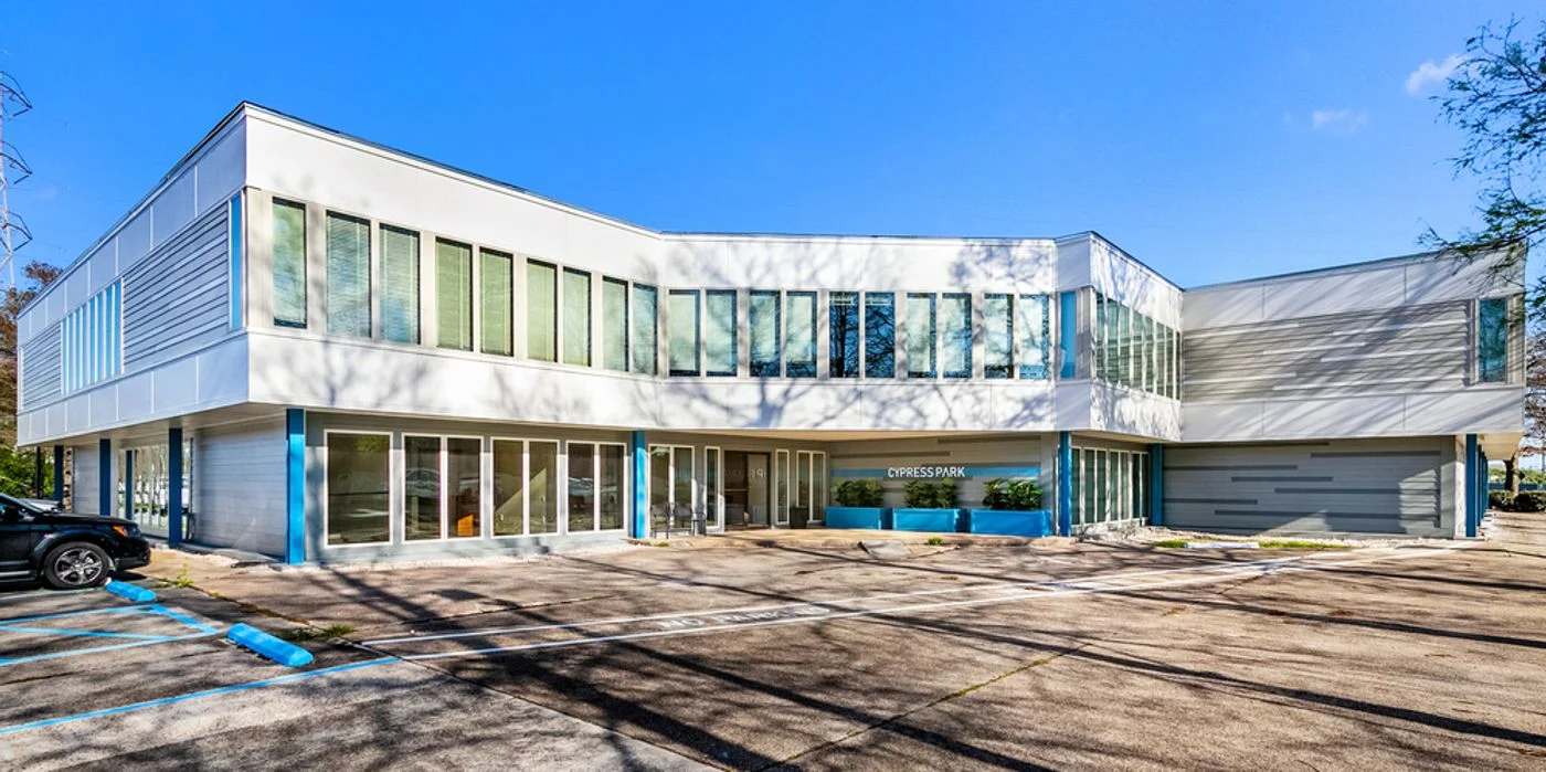 Photo 2 of 405 Gretna Blvd, Gretna, LA 70053