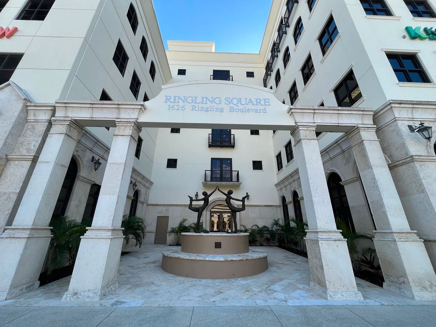 Photo 1 of 1626 Ringling Blvd, Sarasota, FL 34236