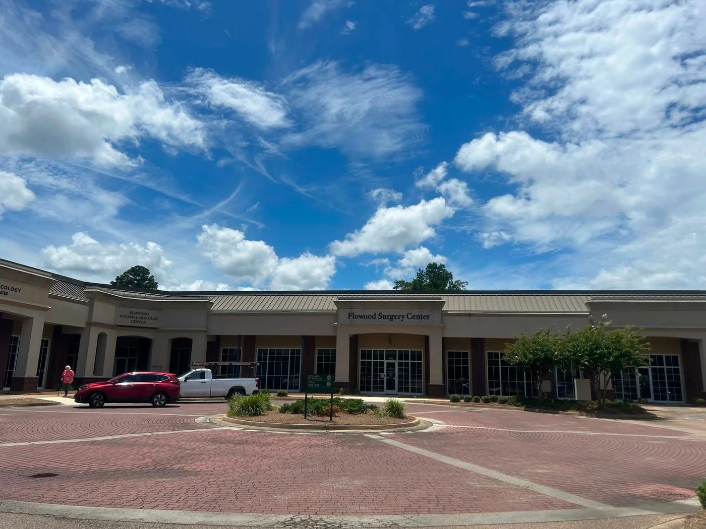 Photo 1 of 120 Stone Creek Blvd, Flowood, MS 39232