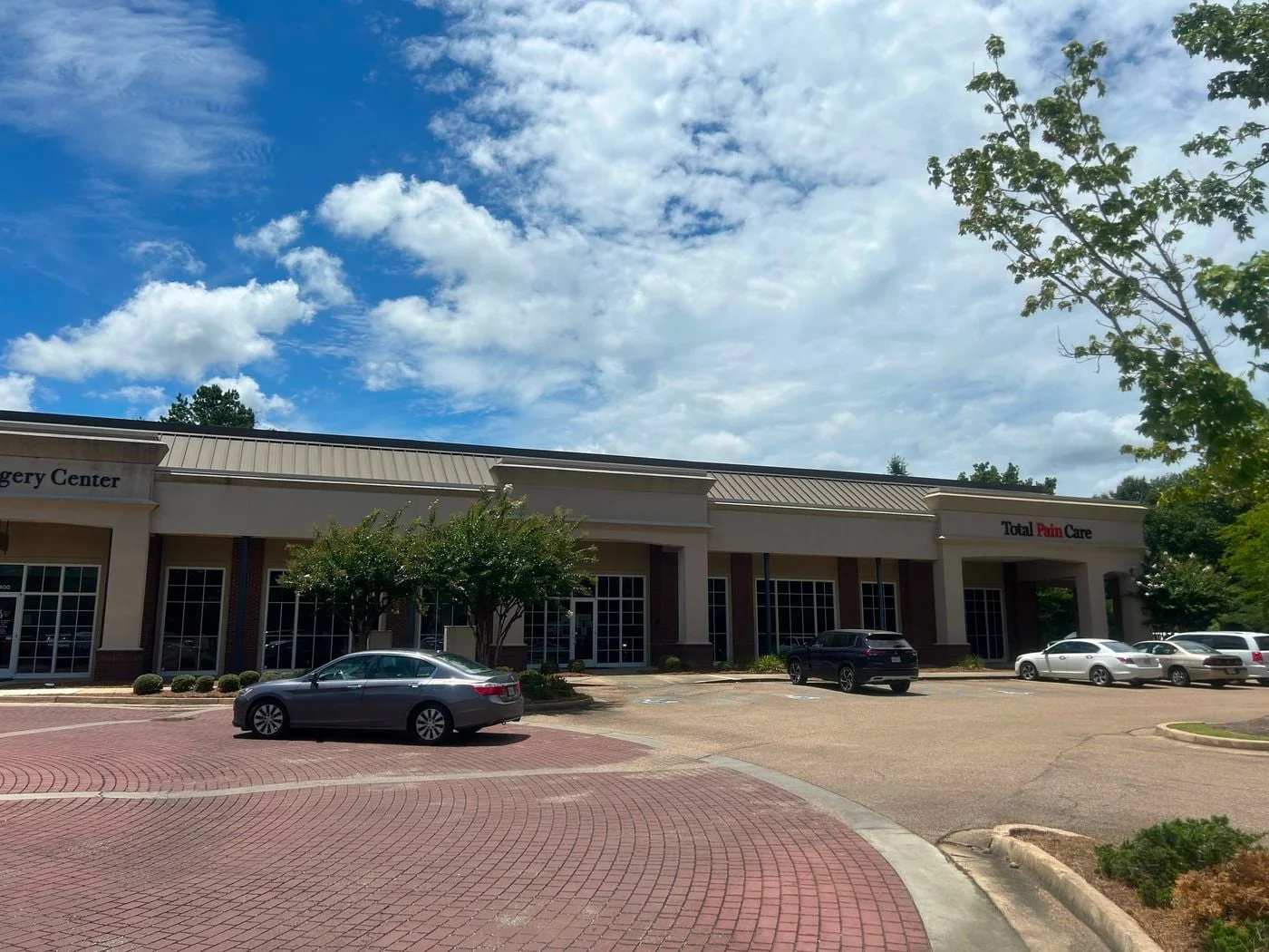 Photo 2 of 120 Stone Creek Blvd, Flowood, MS 39232