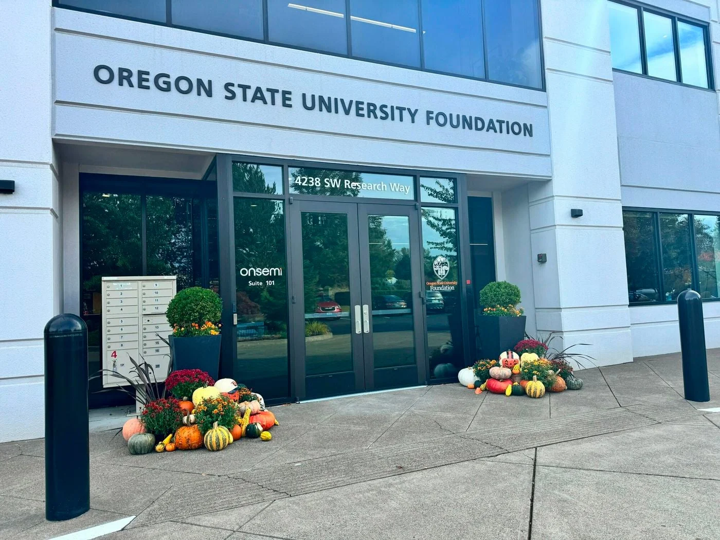 Photo 2 of 4238 SW Research Way, Corvallis, OR 97333