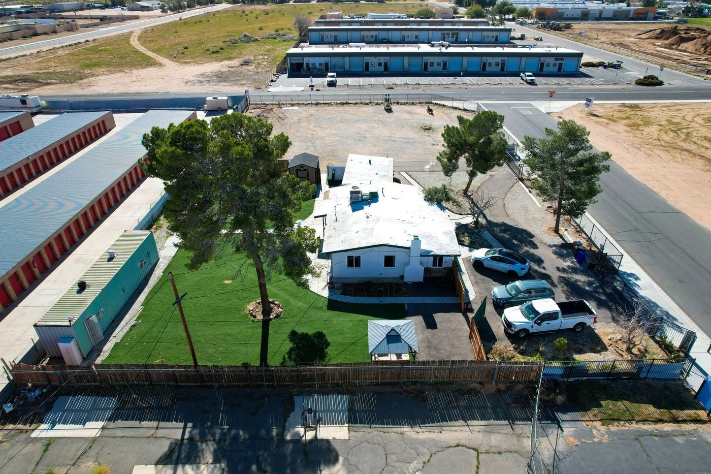 Photo 2 of 13519 John Glenn Road, Apple Valley, CA 92308